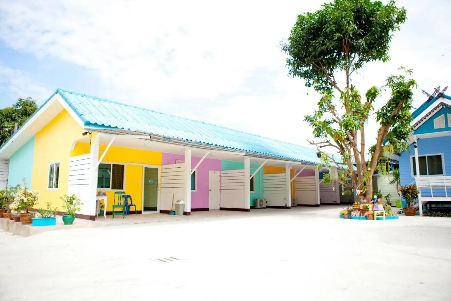 Property building in Bannrommai Sattahip