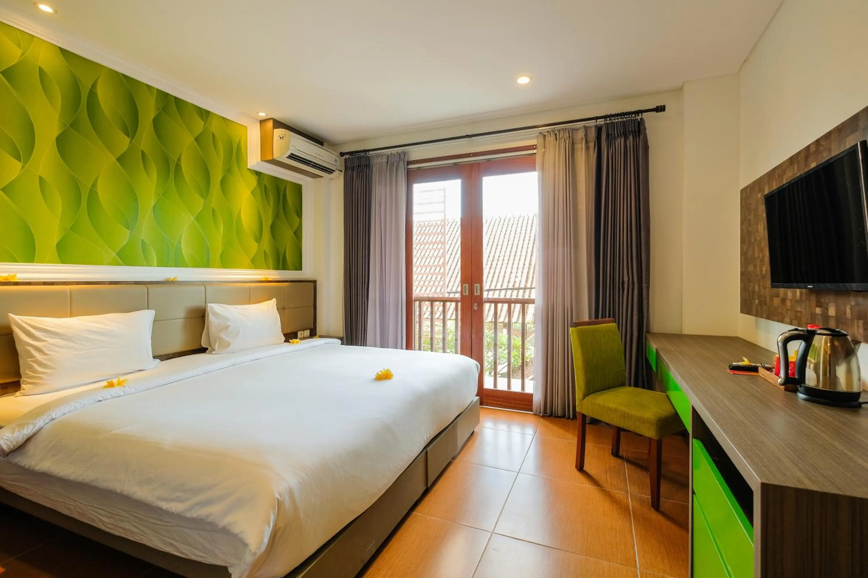 Bathroom, Bed in Papillon Echo Beach