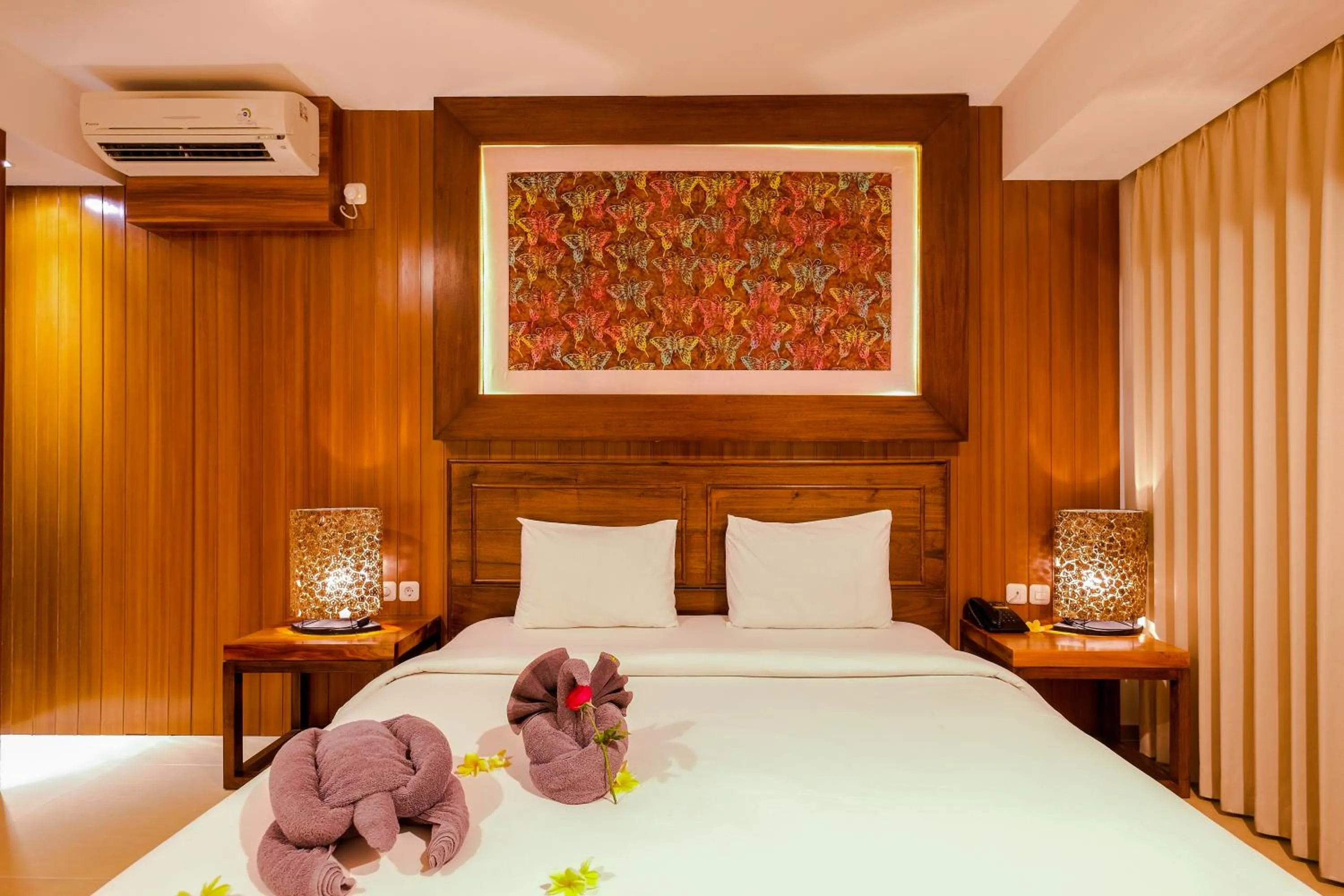 Bed in Papillon Echo Beach