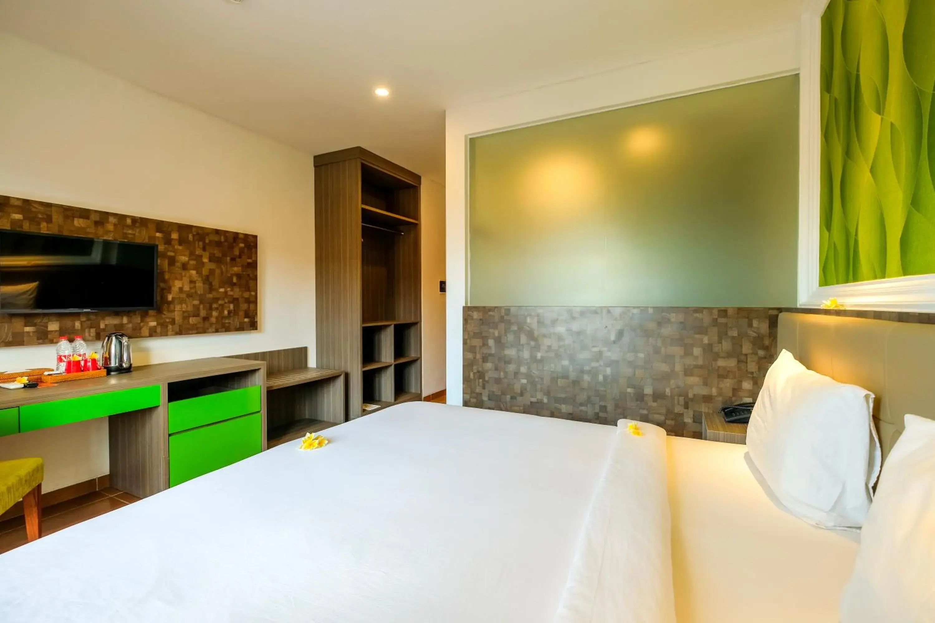 Bed in Papillon Echo Beach Bed in Papillon Echo Beach