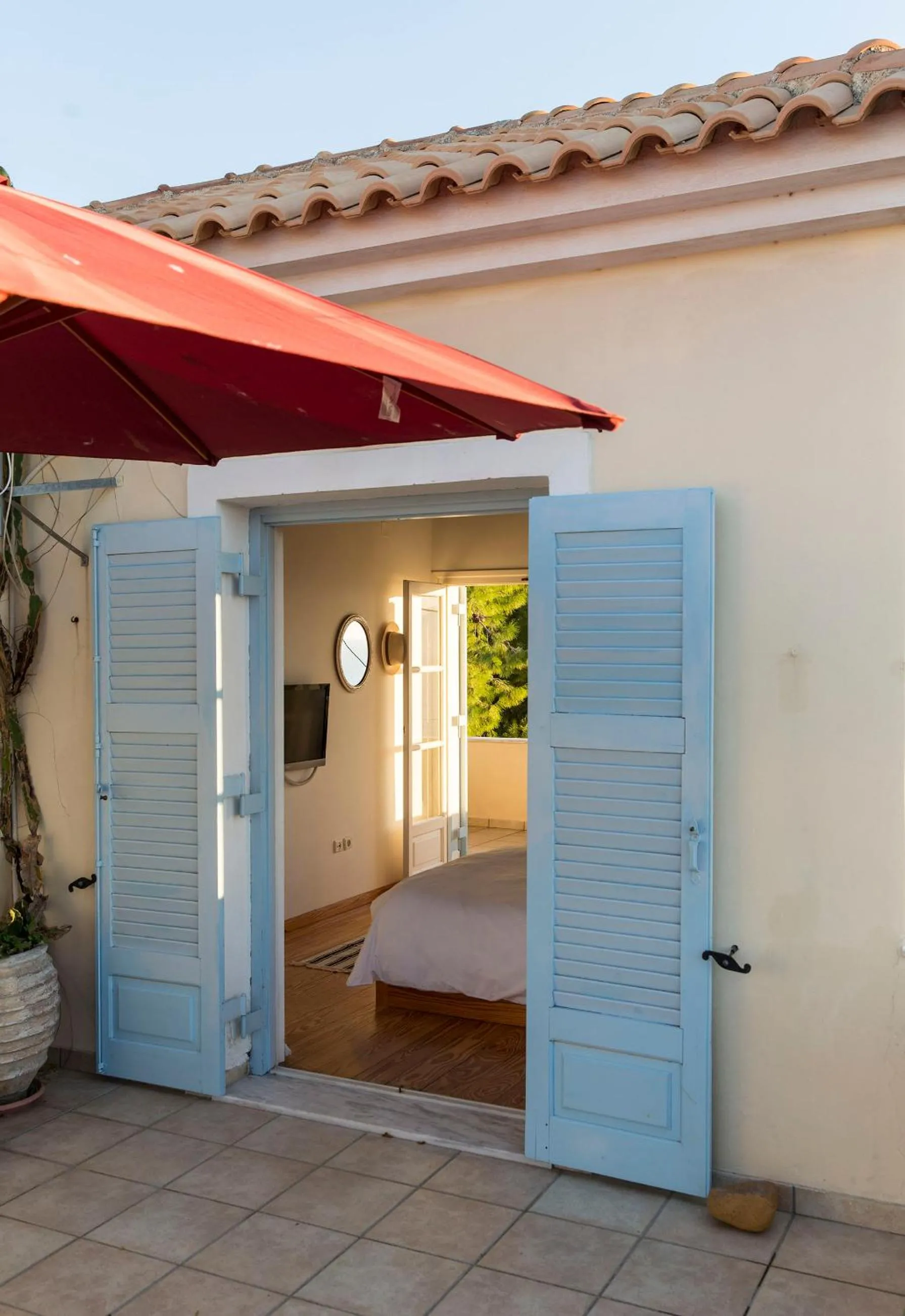 Balcony/Terrace in Sea View Pool Villa with Independent Guest house