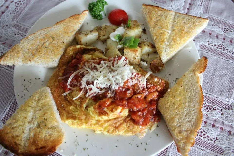 Food in Tong's Story Paternity B&B