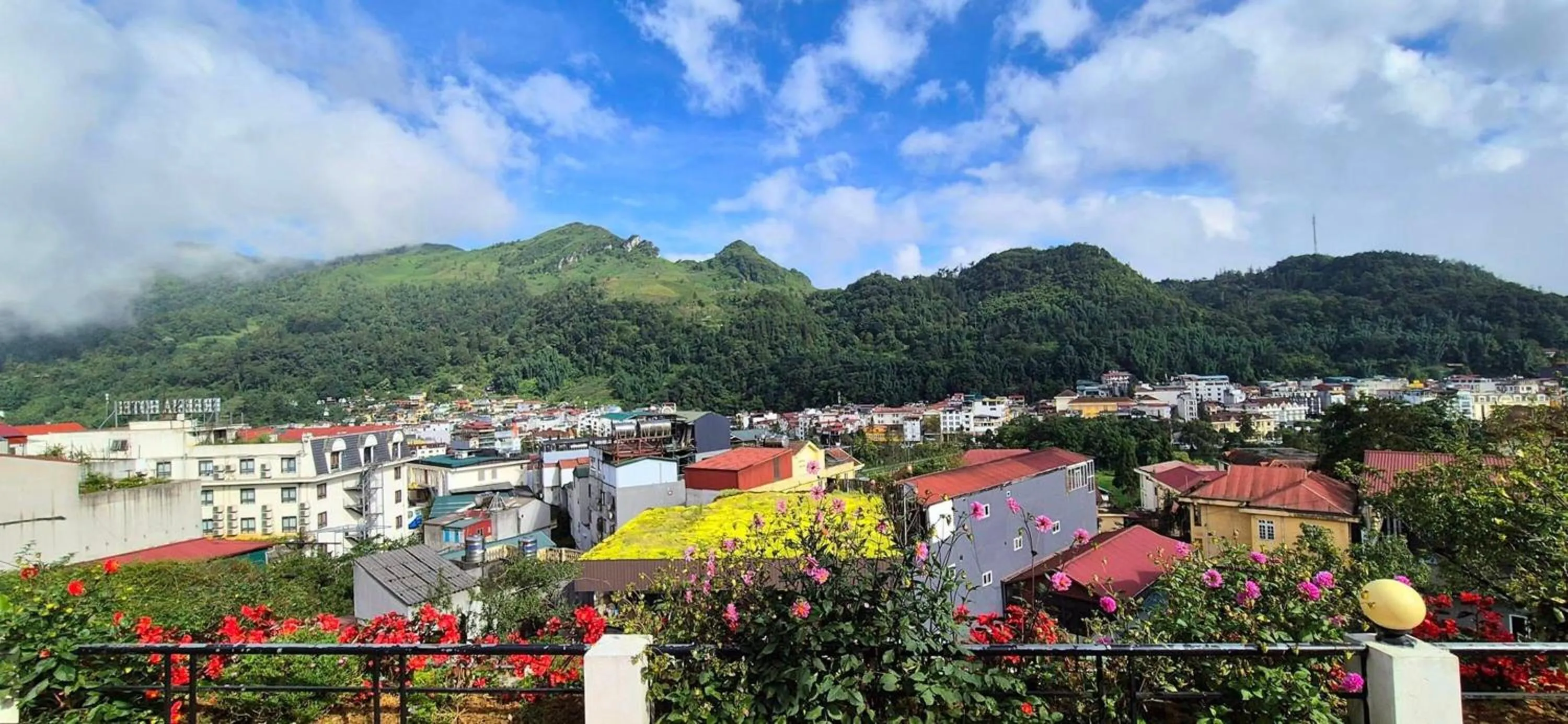 Property building in Sapa Village Hotel