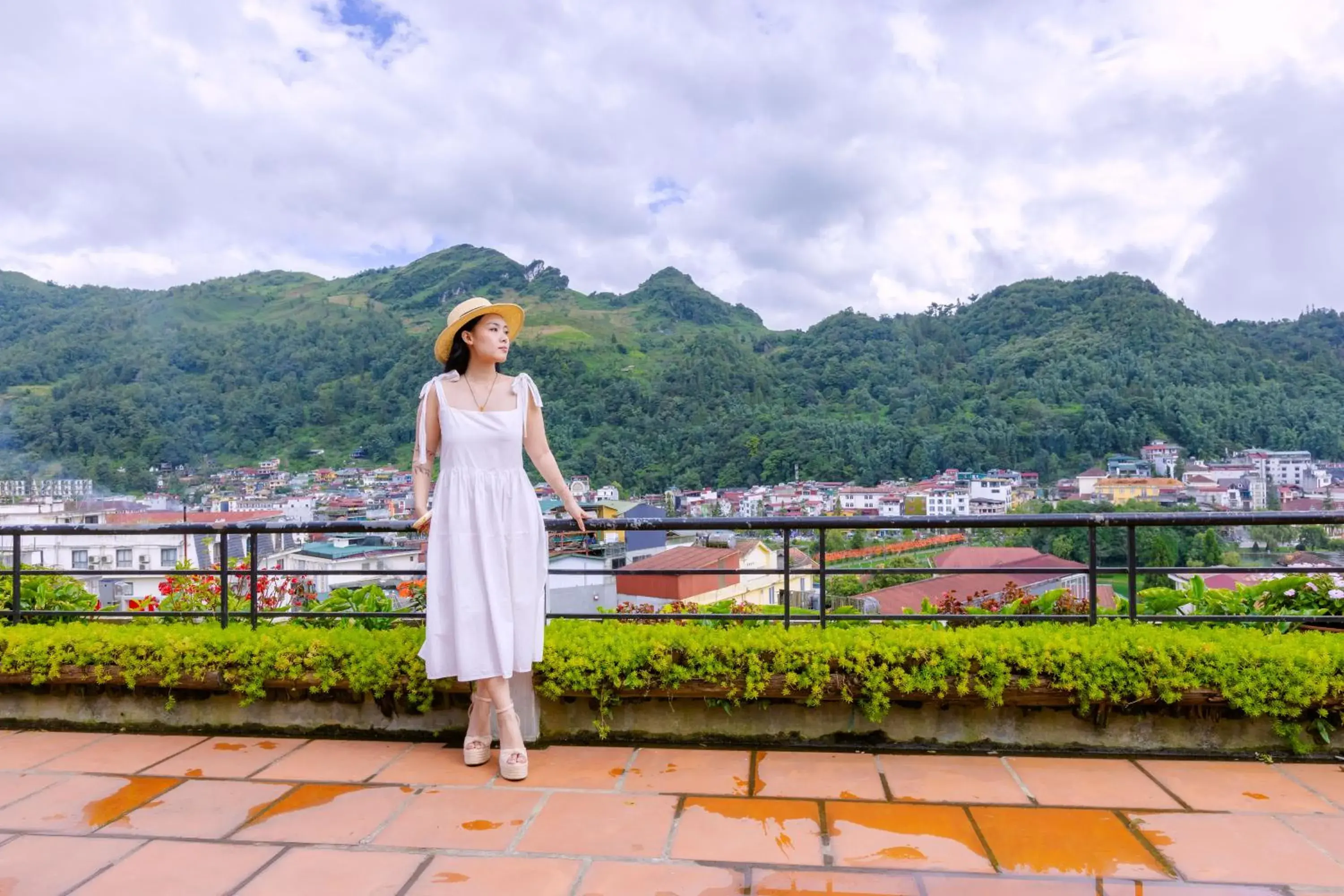 Deluxe Triple Panoramic City View with Terrace in Sapa Village Hotel Deluxe Triple Panoramic City View with Terrace in Sapa Village Hotel