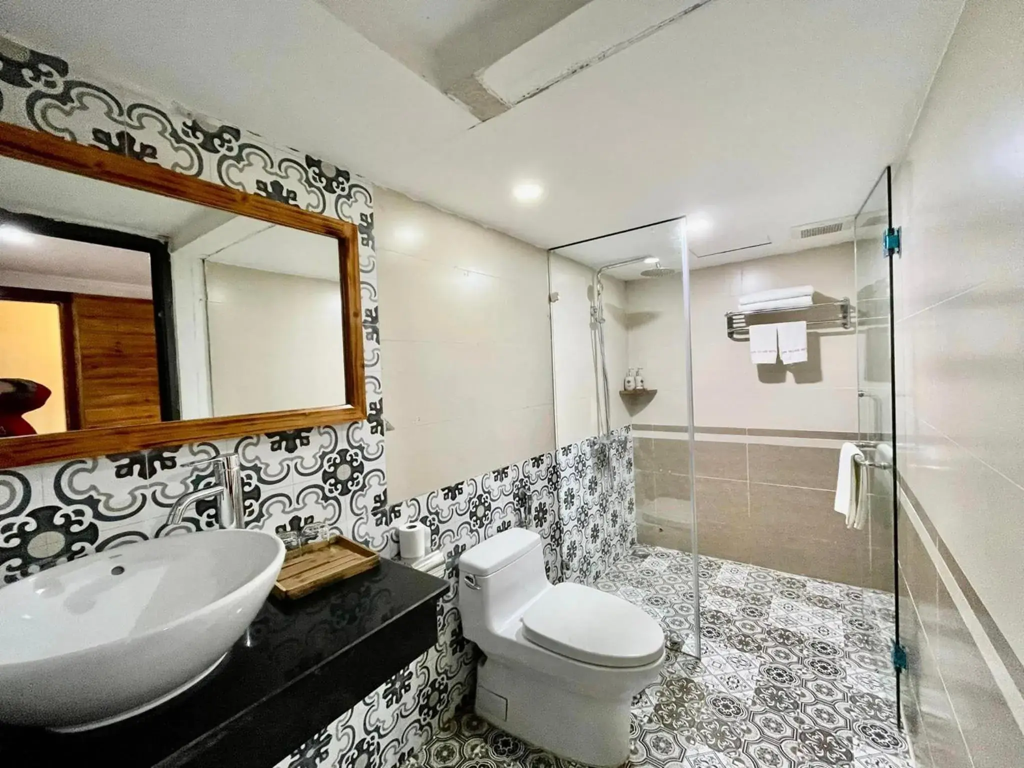 Deluxe Twin Panoramic City View with Terrace in Sapa Village Hotel Deluxe Twin Panoramic City View with Terrace in Sapa Village Hotel