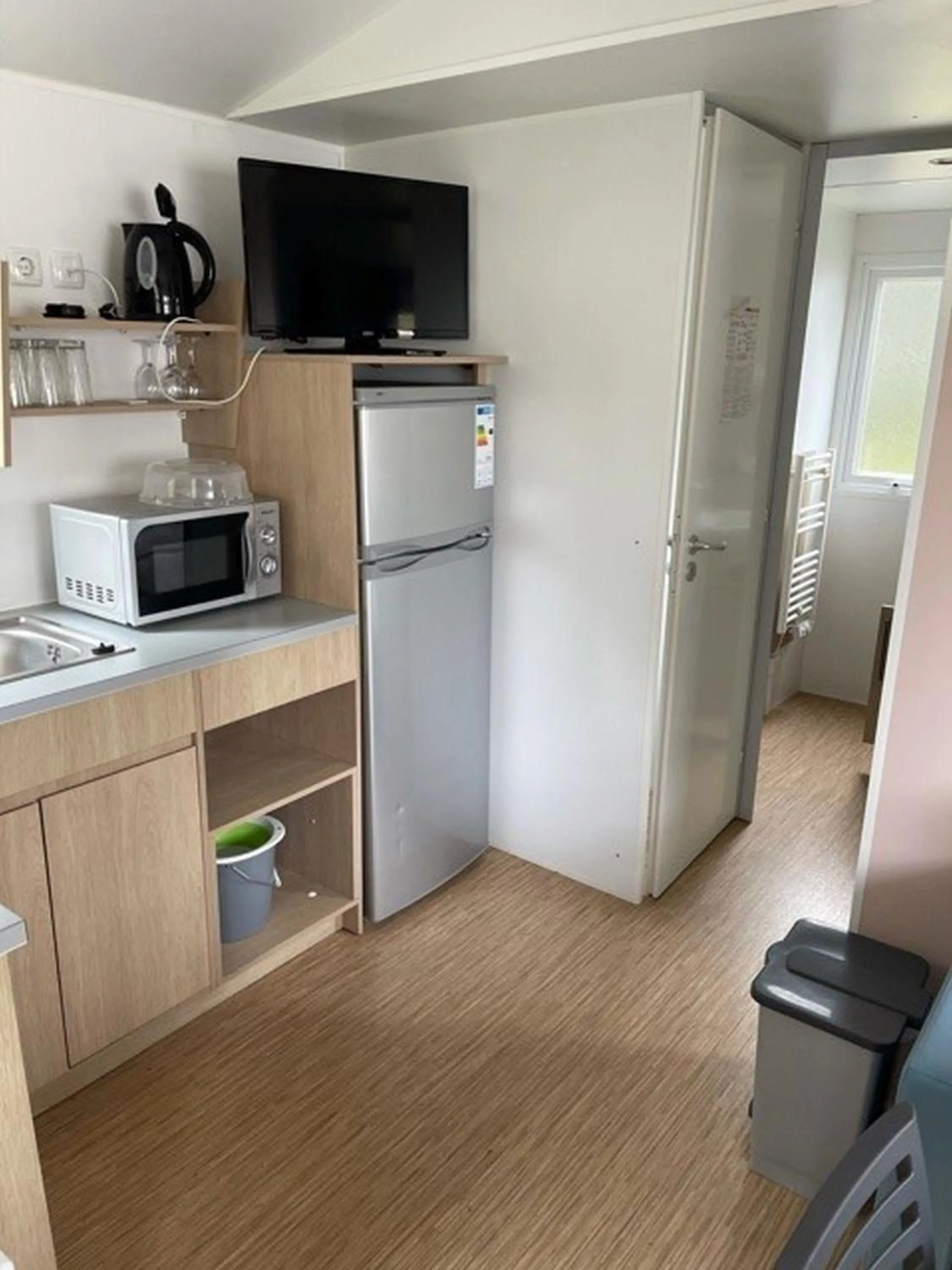 Kitchen or kitchenette in Camping Les Dunes