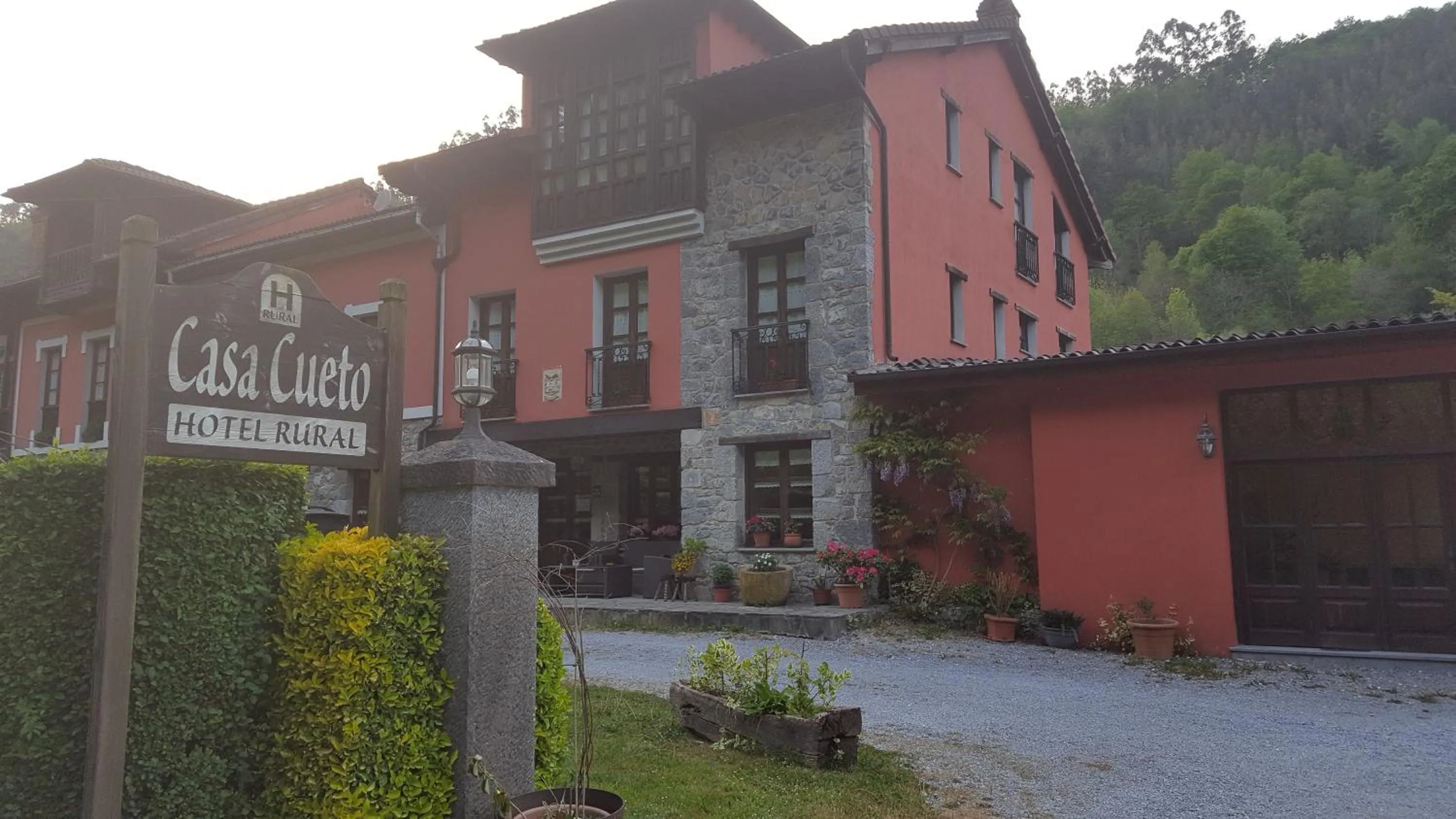 Facade/entrance in Hotel Rural Casa Cueto