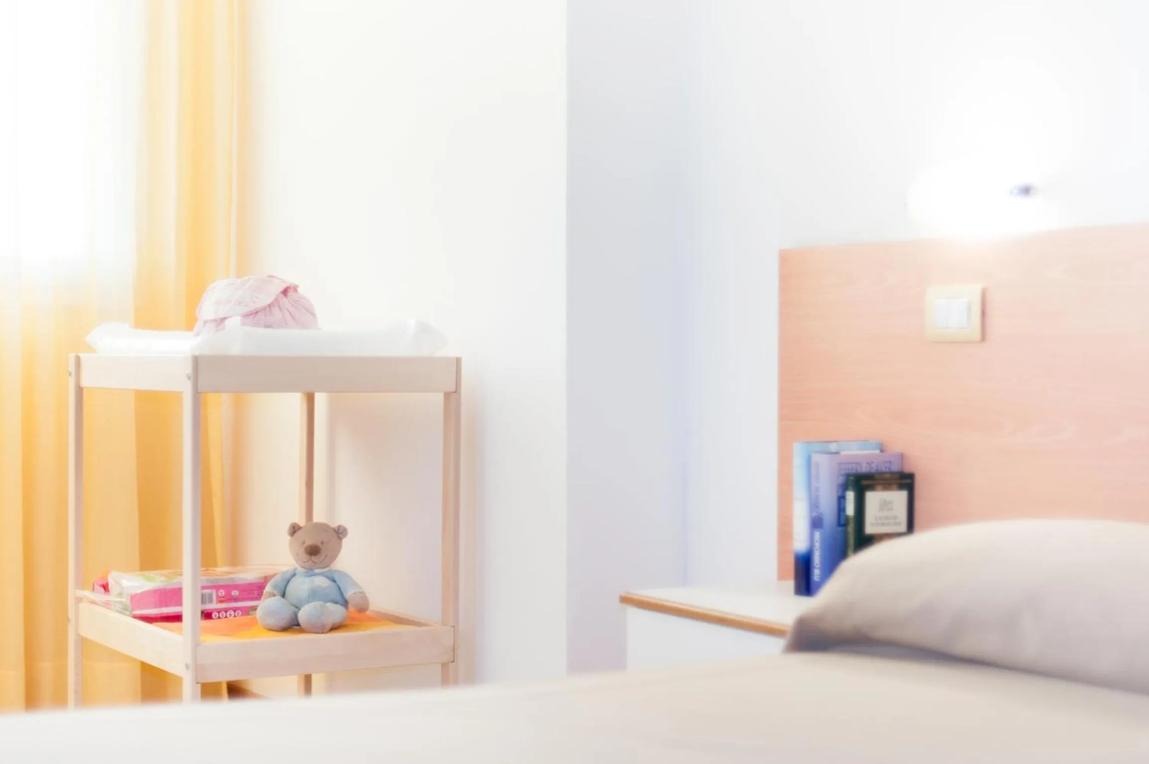 Decorative detail, Bed in Welcome Residence per famiglie