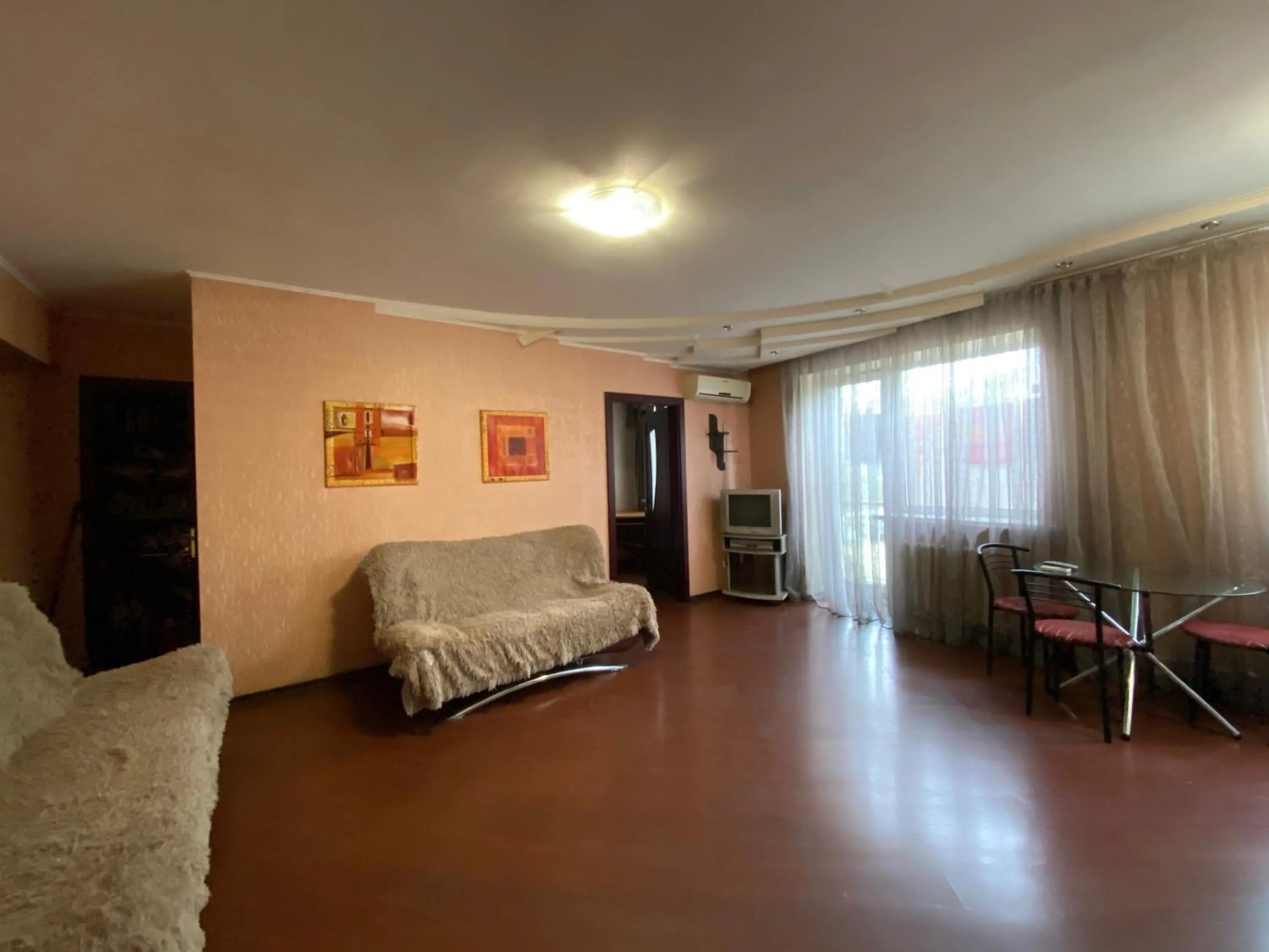 Bed in Comfy Apartment Most City Area