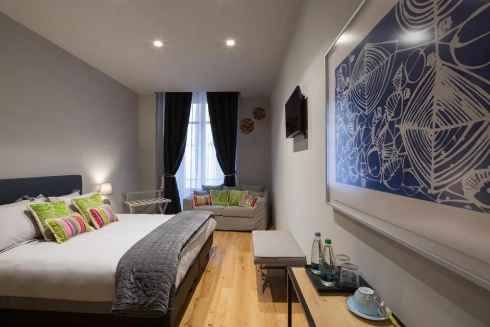 Photo of the whole room, Bed in Il Duomo Luxury Suite