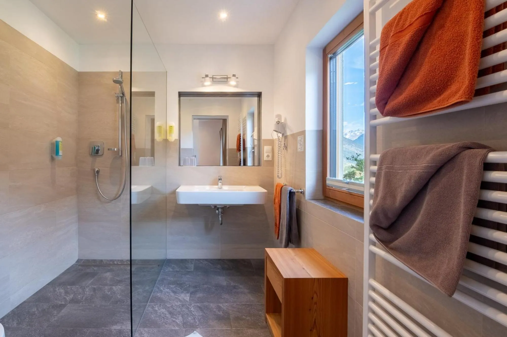 Bathroom, Bed in Hotel Chavalatsch