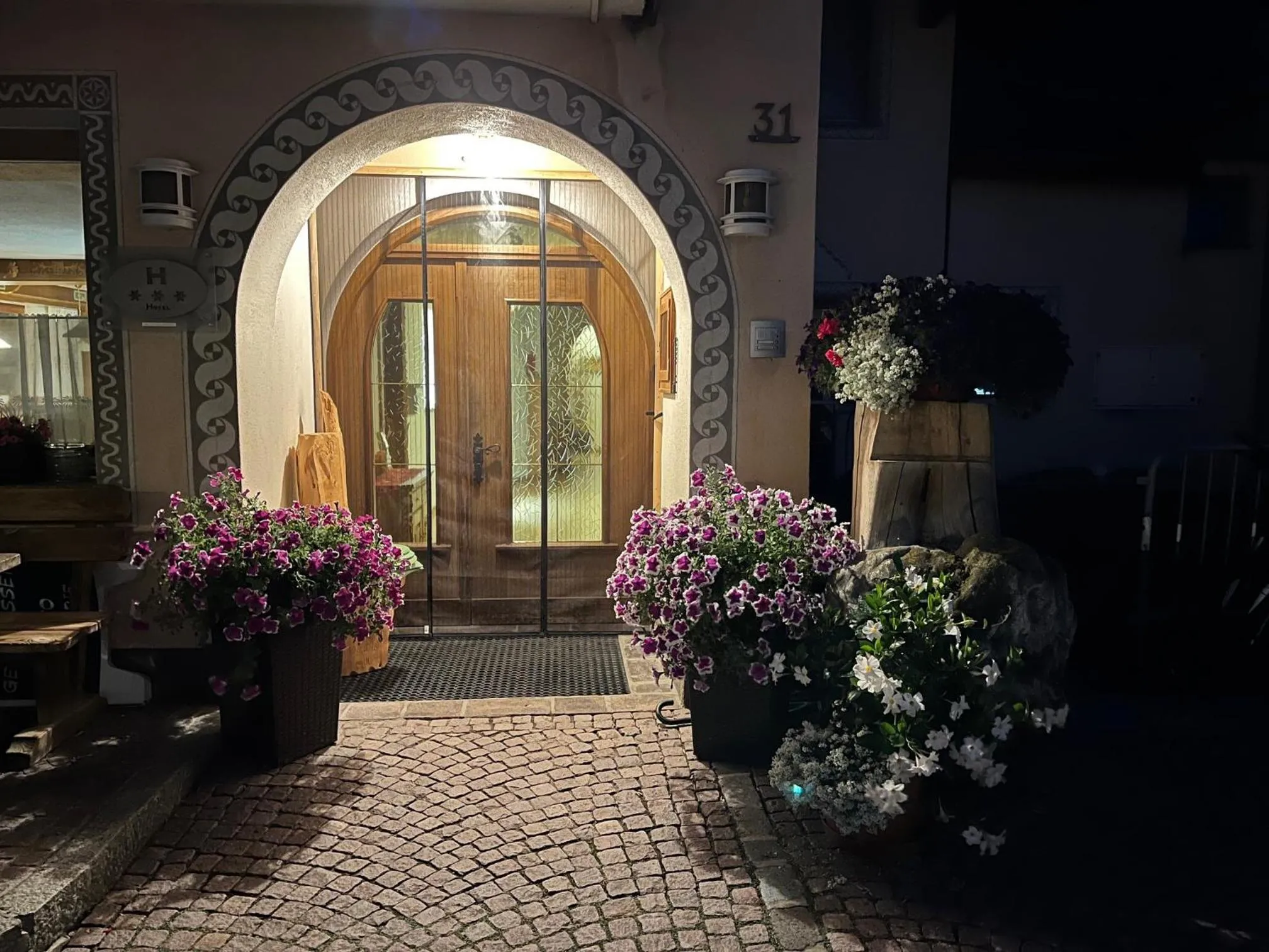 Property building in Hotel Chavalatsch