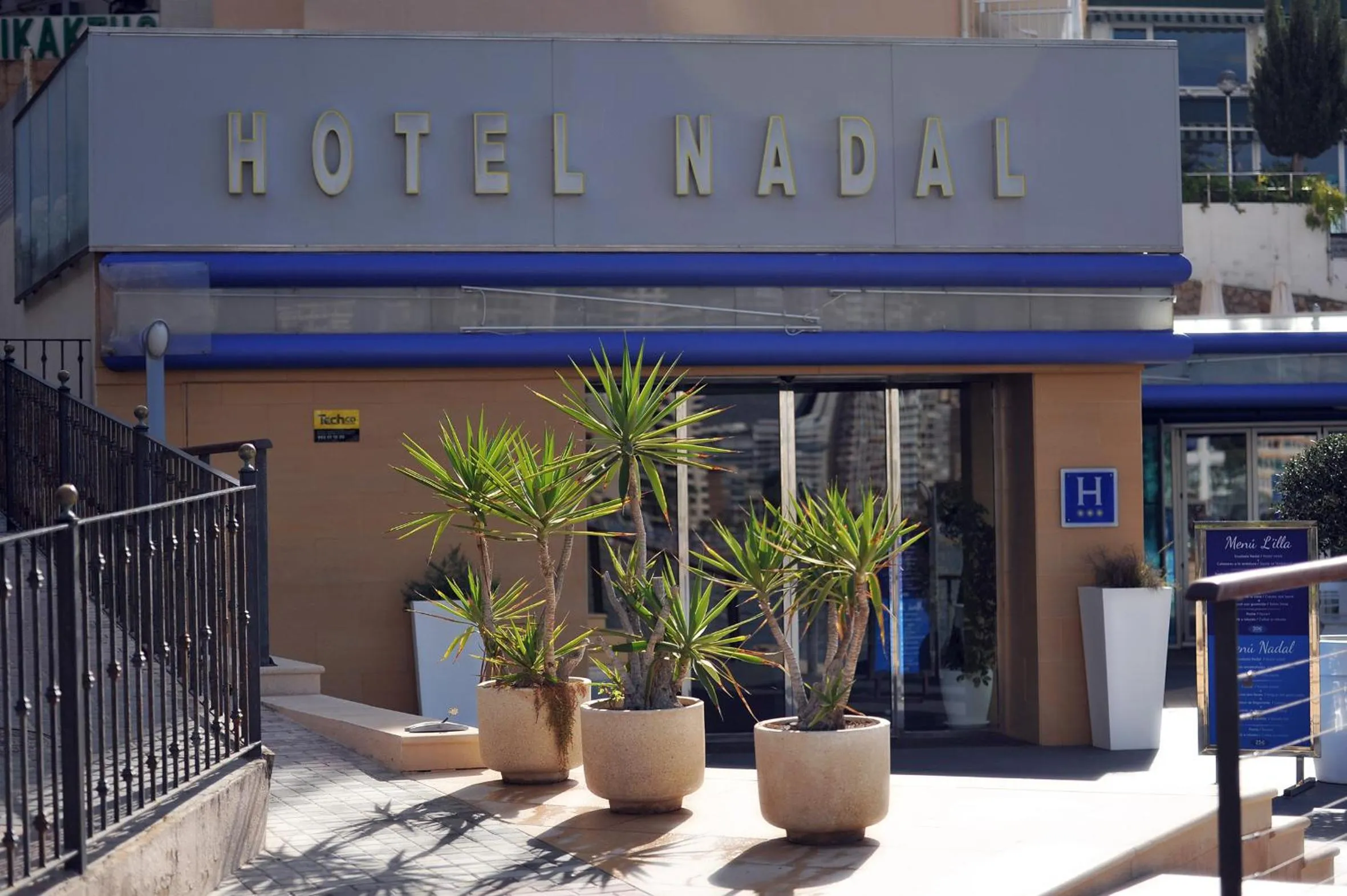 Facade/entrance in Hotel Nadal