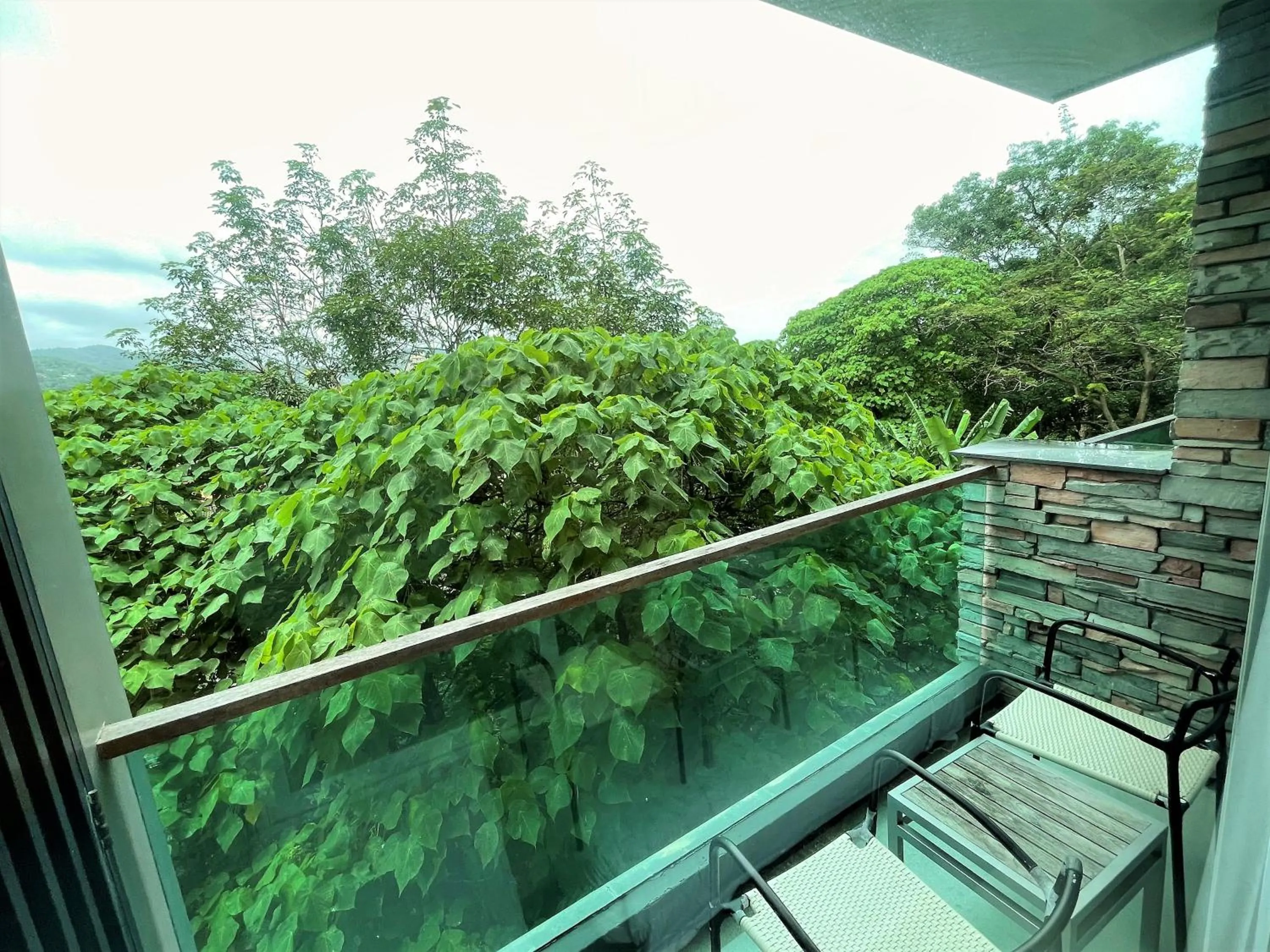 Emerald Terrace Apartments by Lofty