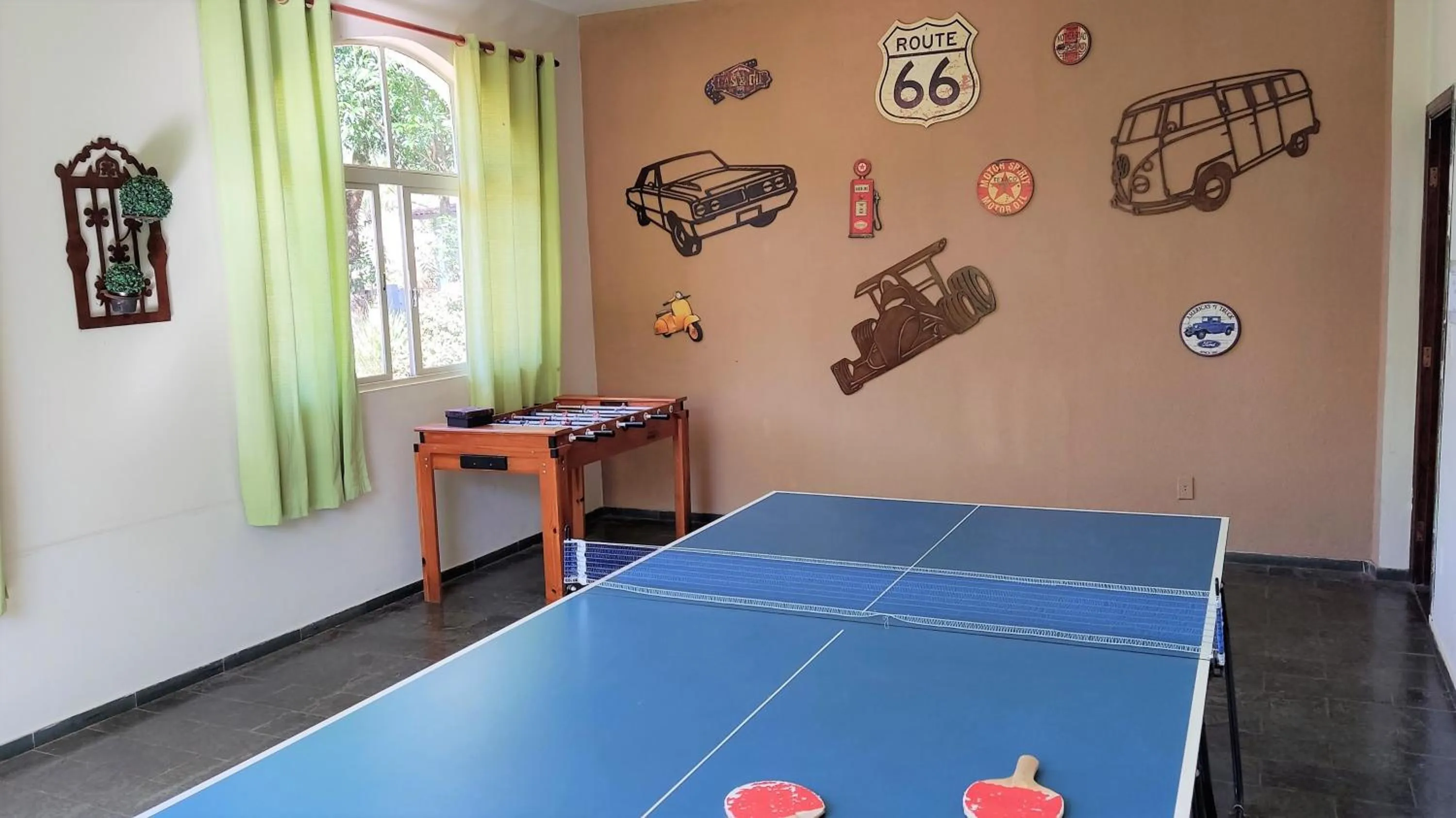 Game Room in Chalés Vila da Serra