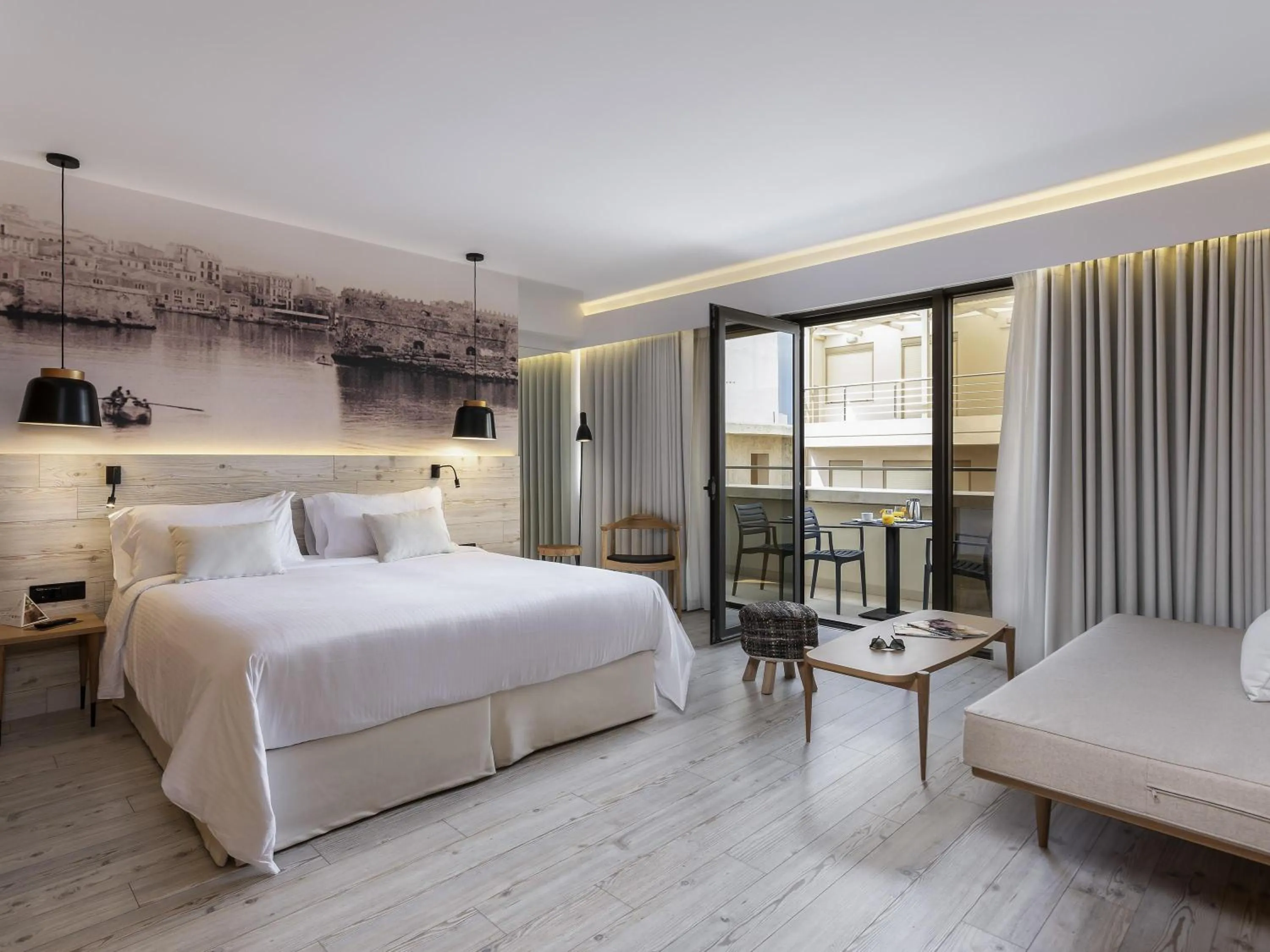 Bedroom, Bed in Ibis Styles Heraklion Central