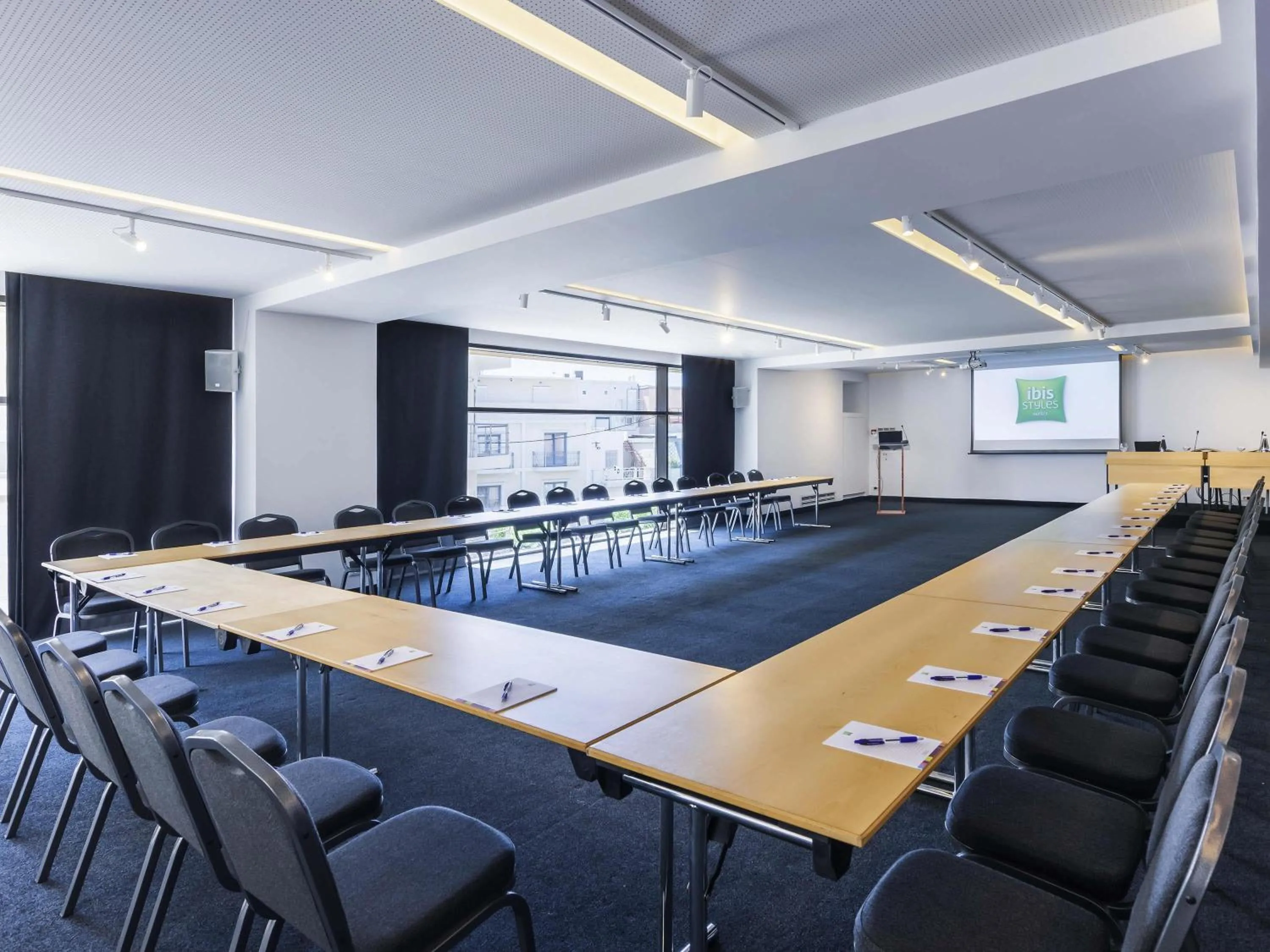 Meeting/conference room in Ibis Styles Heraklion Central