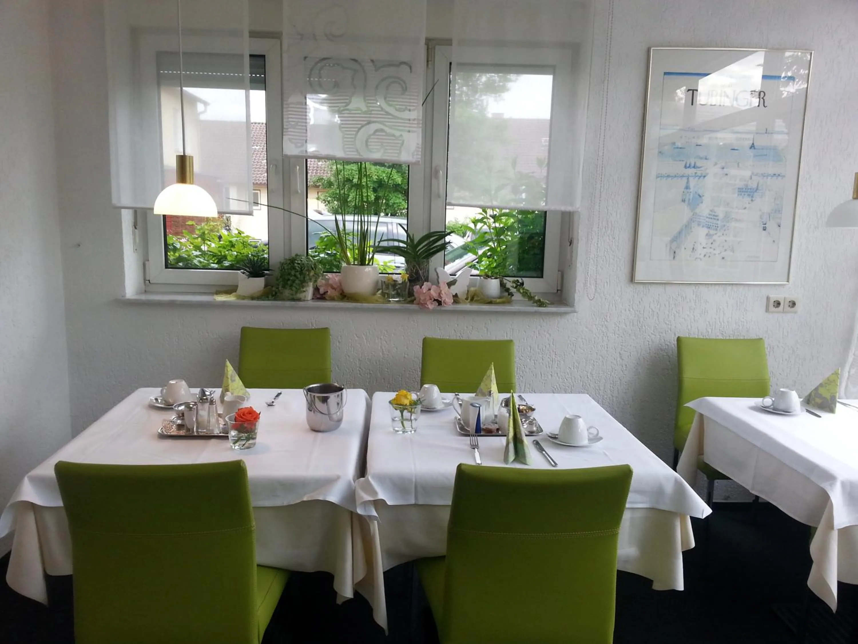 Restaurant/places to eat in Hotel Garni Sand