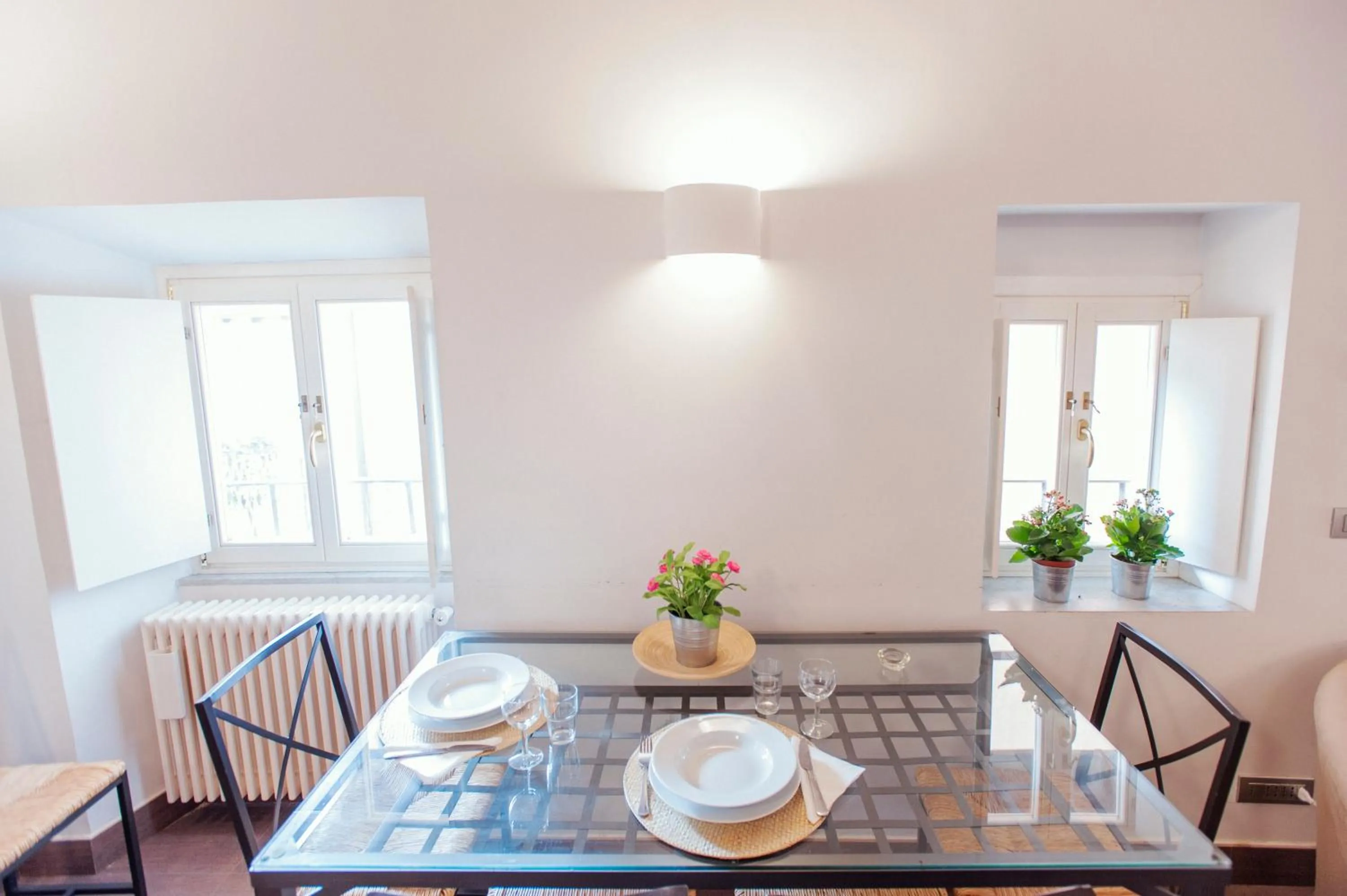 Dining area in Domizio