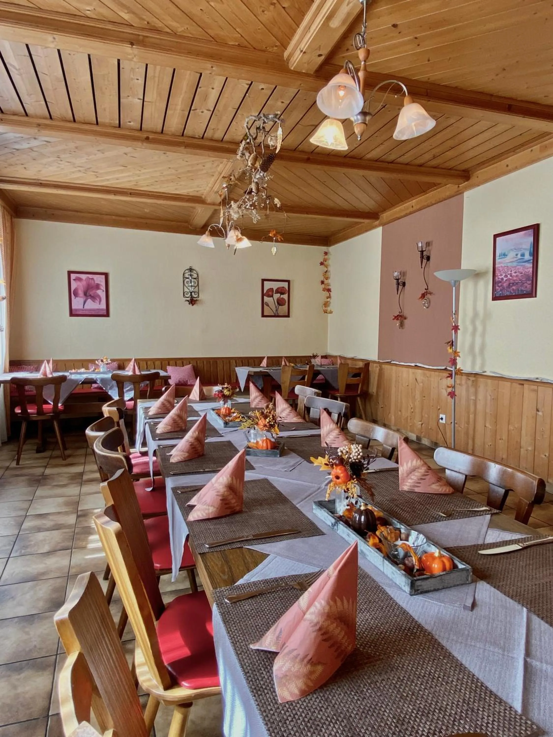Restaurant/places to eat in Hotel Gasthof Rose