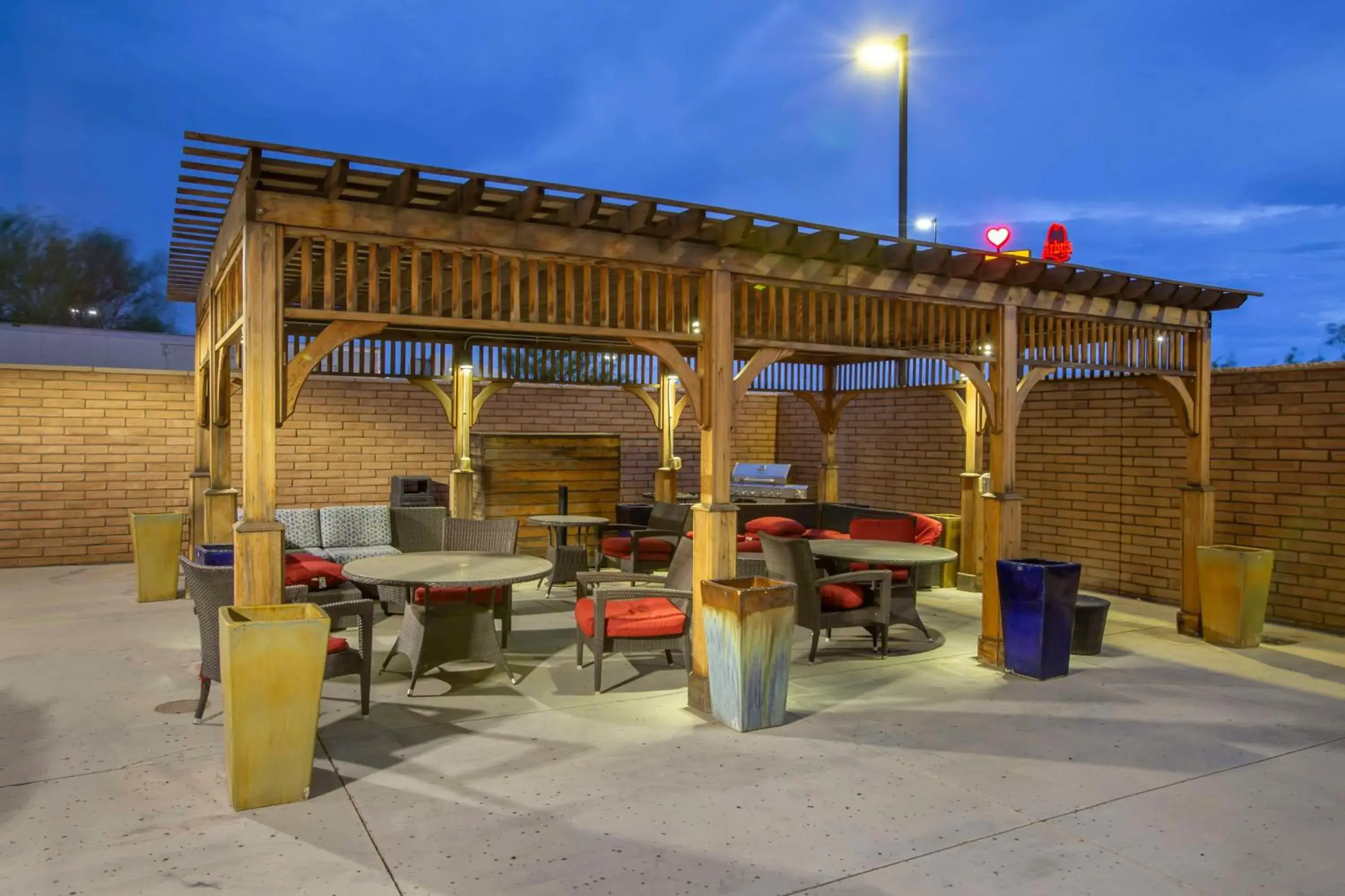 Property building in Best Western Plus Chandler Hotel & Suites Property building in Best Western Plus Chandler Hotel & Suites