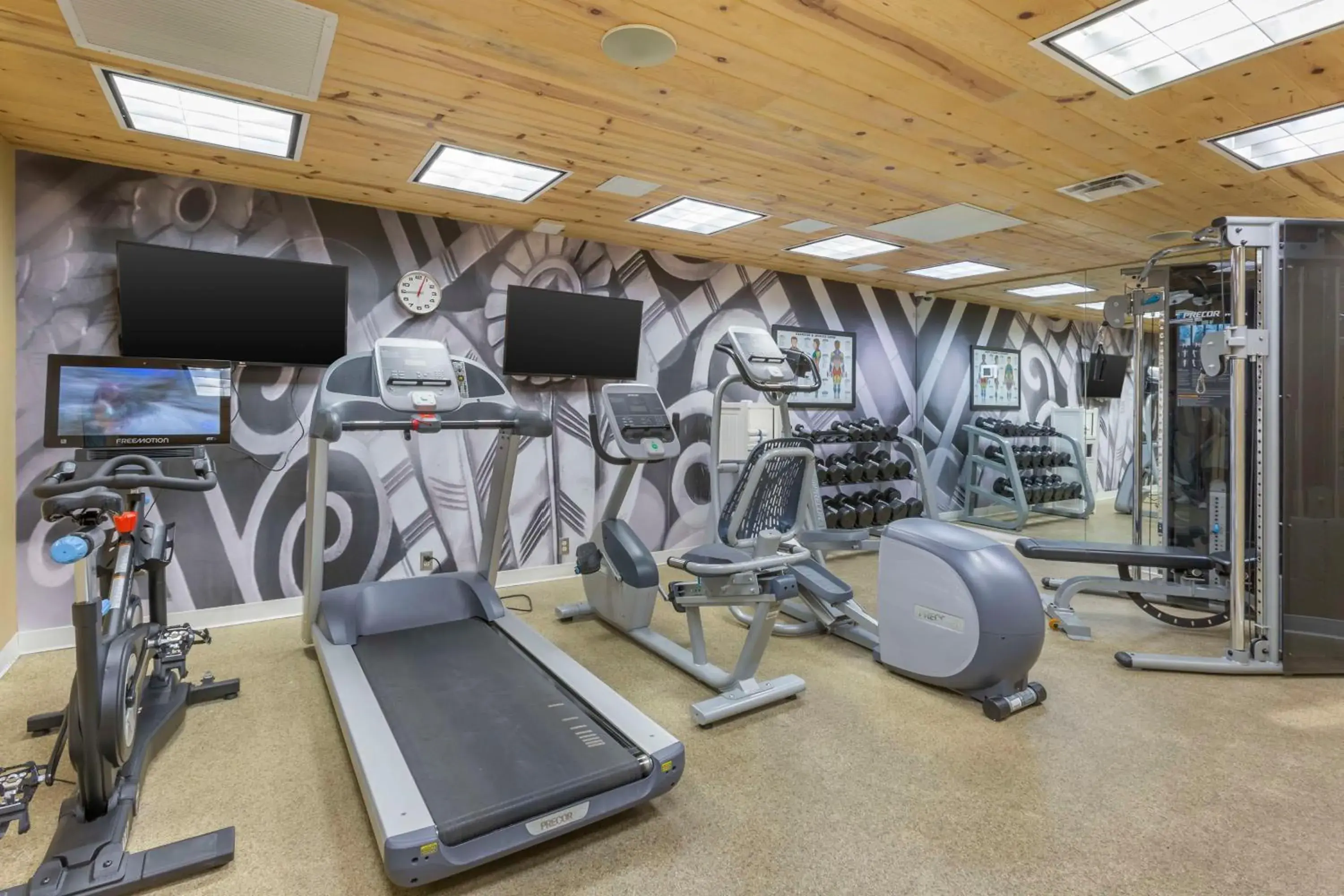 Fitness centre/facilities in Best Western Plus Chandler Hotel & Suites Fitness centre/facilities in Best Western Plus Chandler Hotel & Suites
