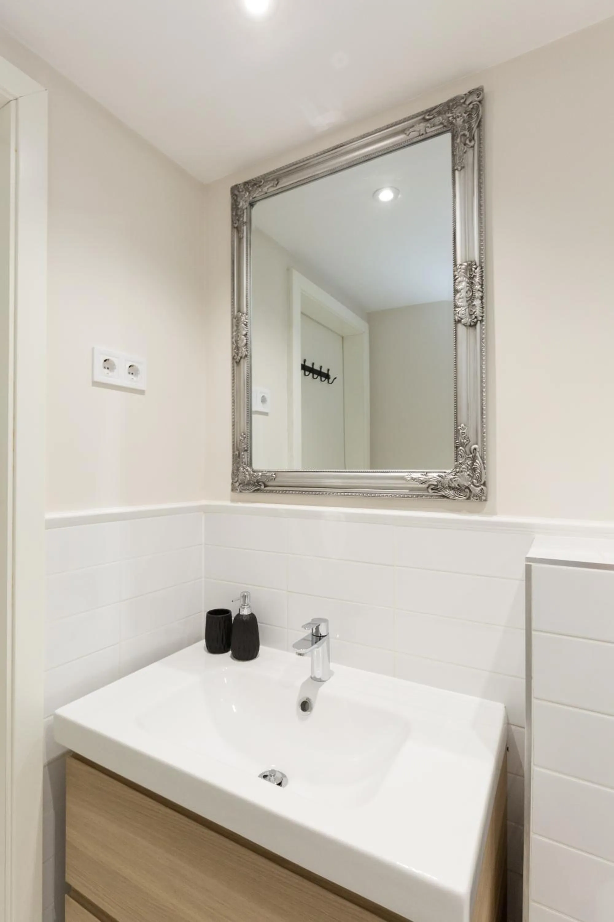 Bathroom in Otto Studios