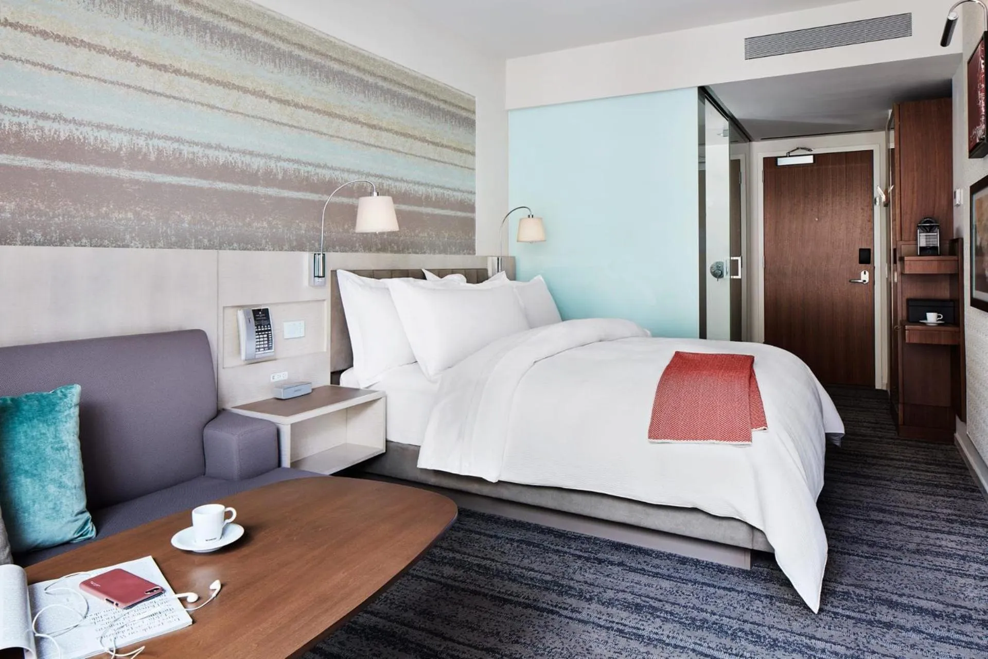 Bedroom, Bed in Park Terrace Hotel