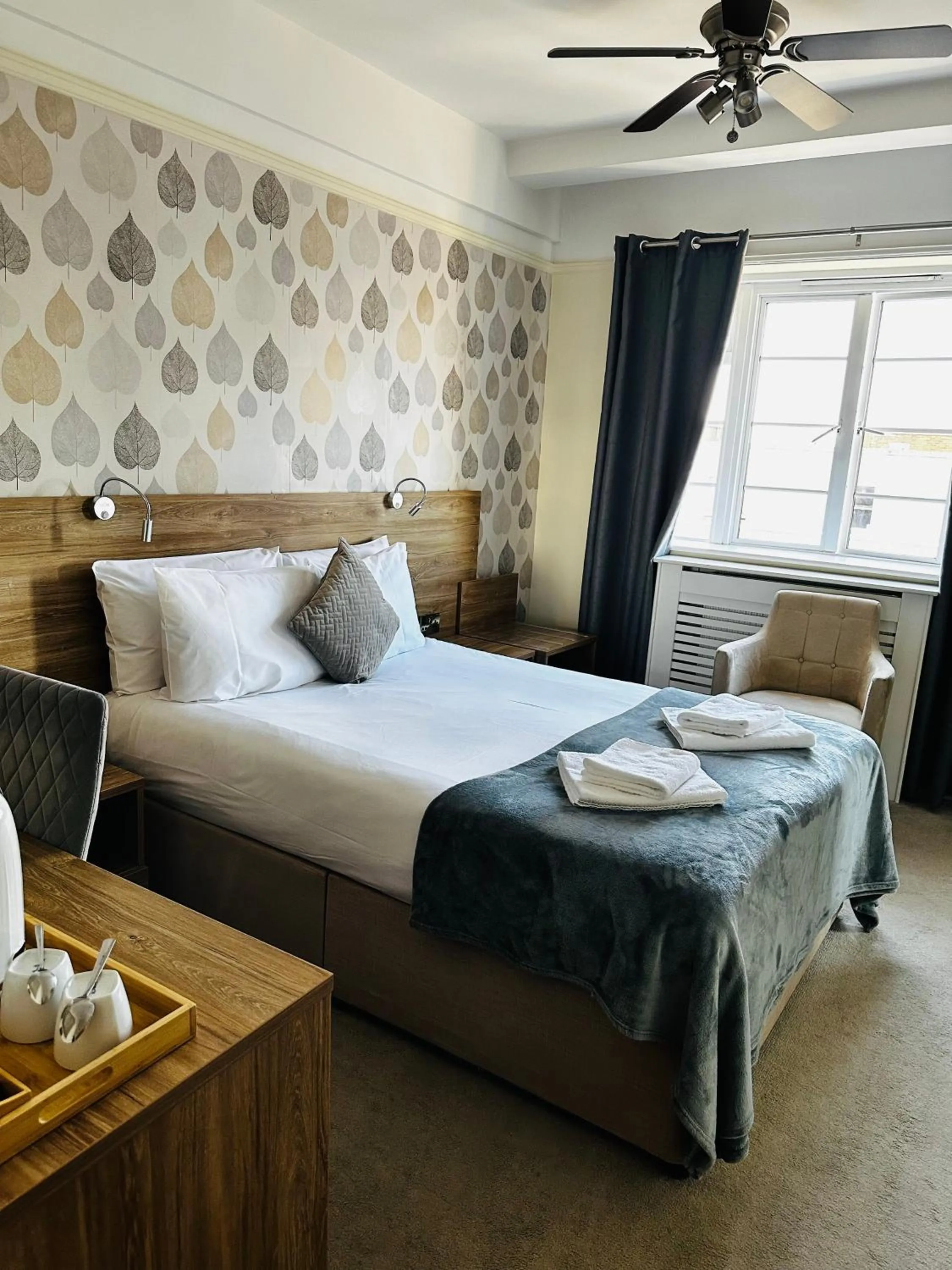 Bedroom, Bed in Vincent House London Residence