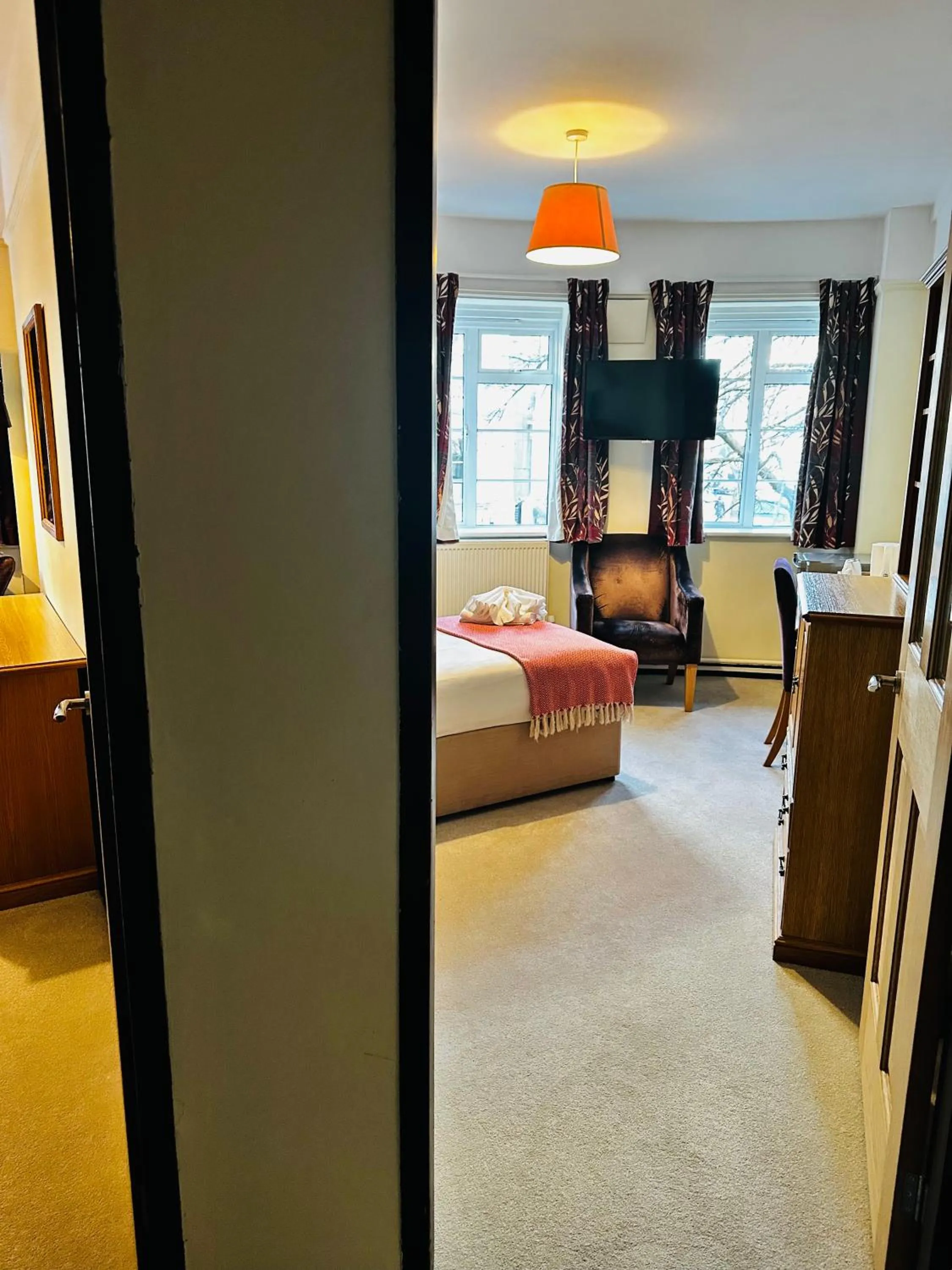 Bedroom, Bed in Vincent House London Residence