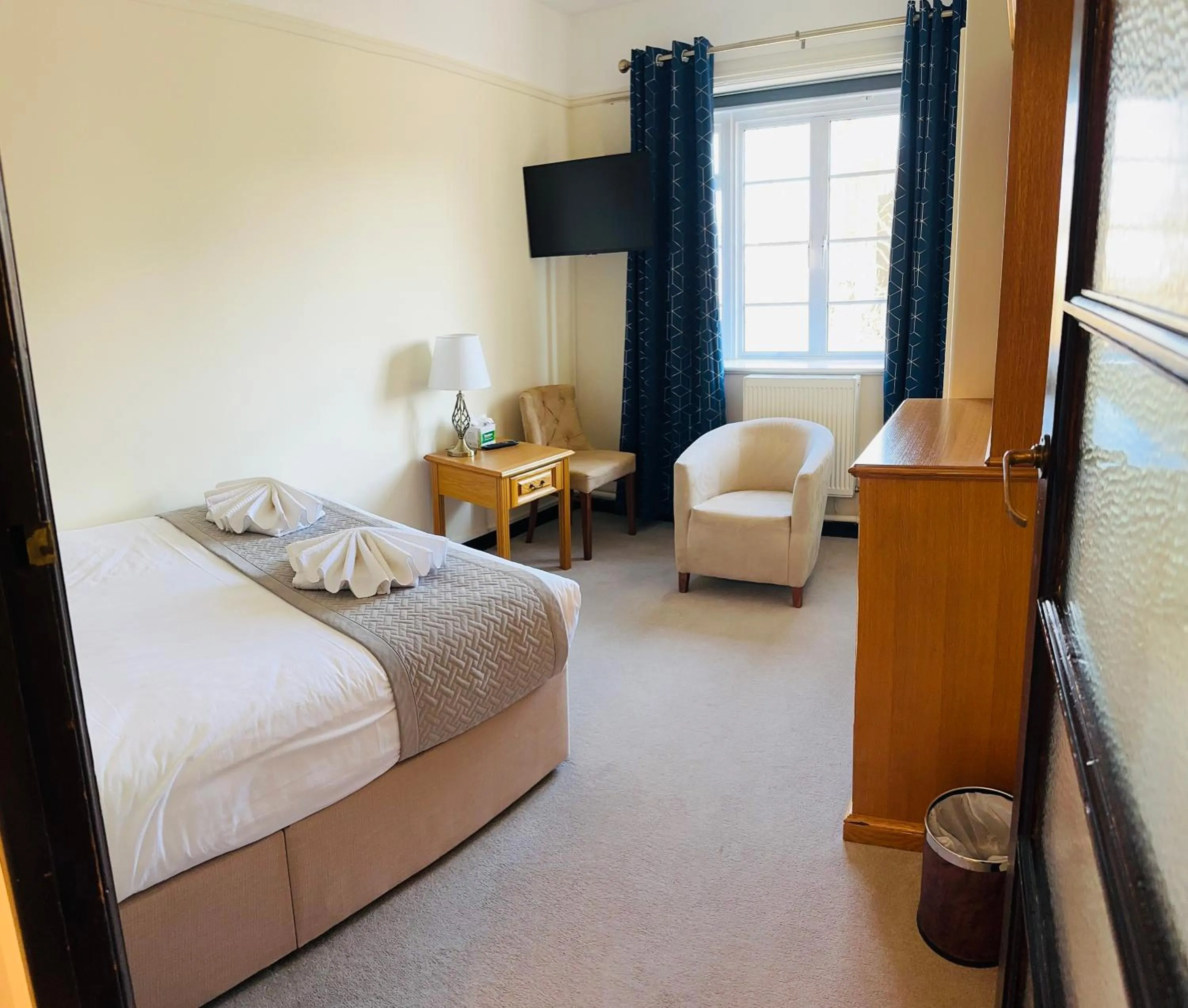 Bedroom, Bed in Vincent House London Residence