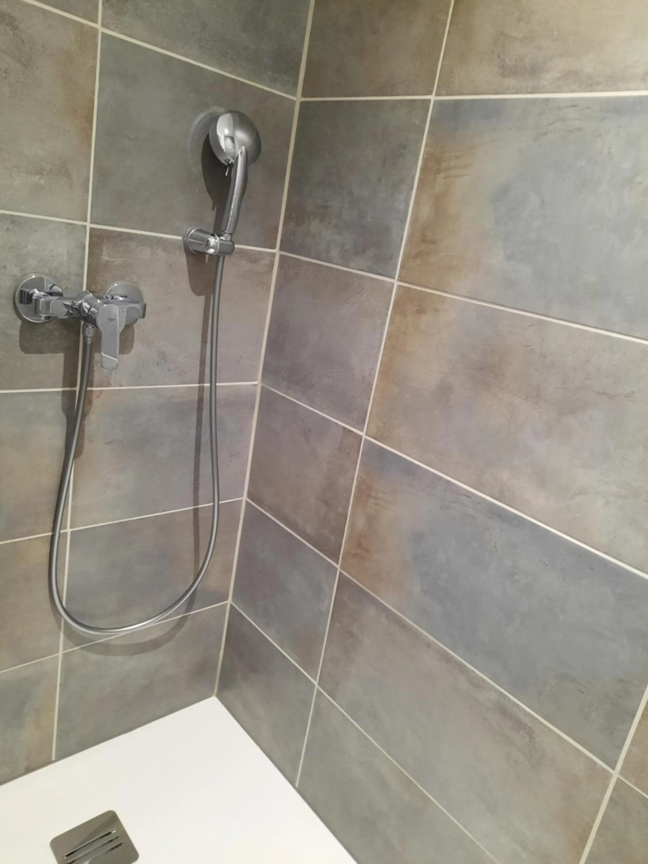 Shower in Chambres d'hôtes Belle Vigneronne