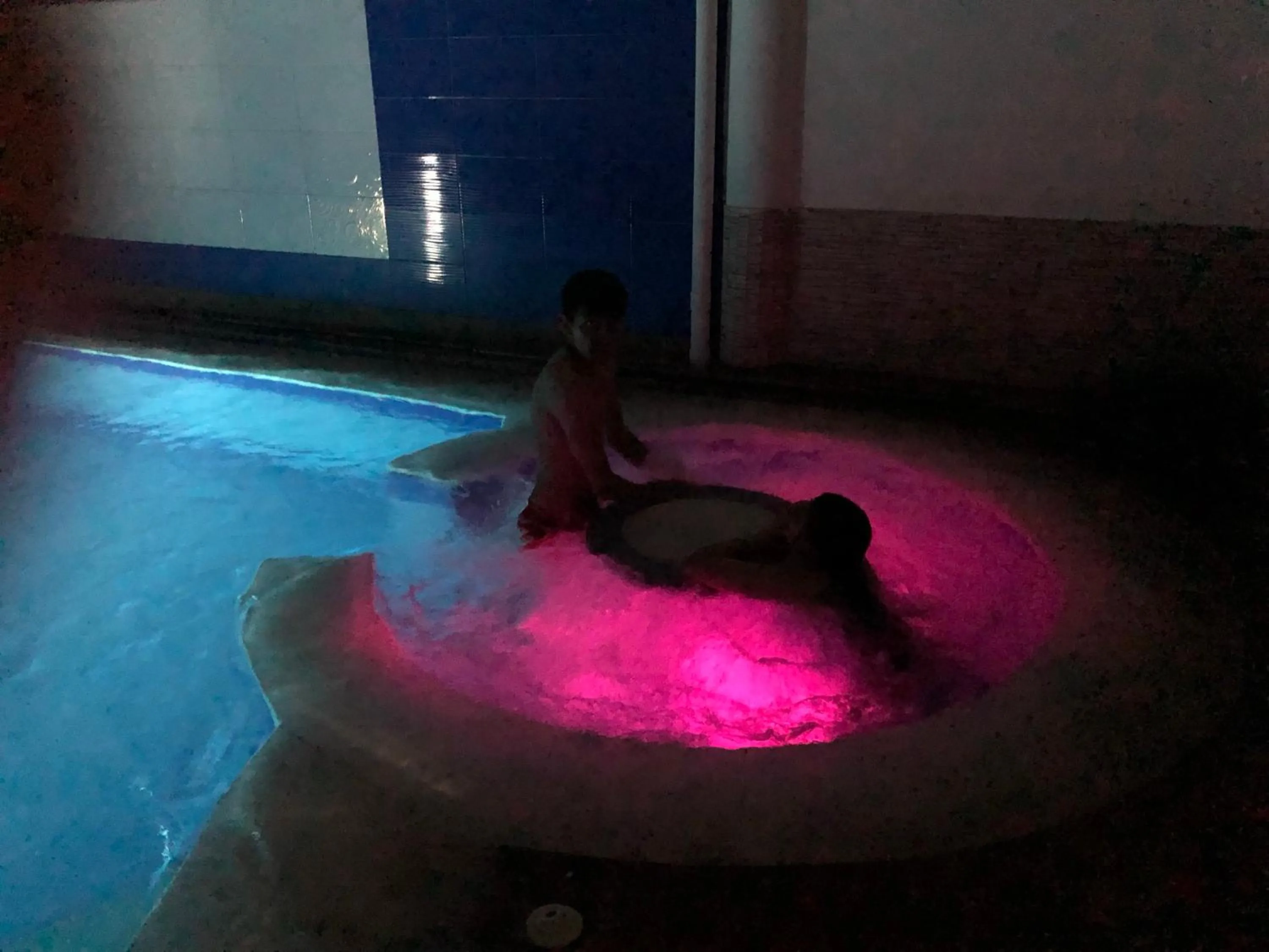 Spa and wellness centre/facilities in Casa con Piscina Privada y Jacuzzi