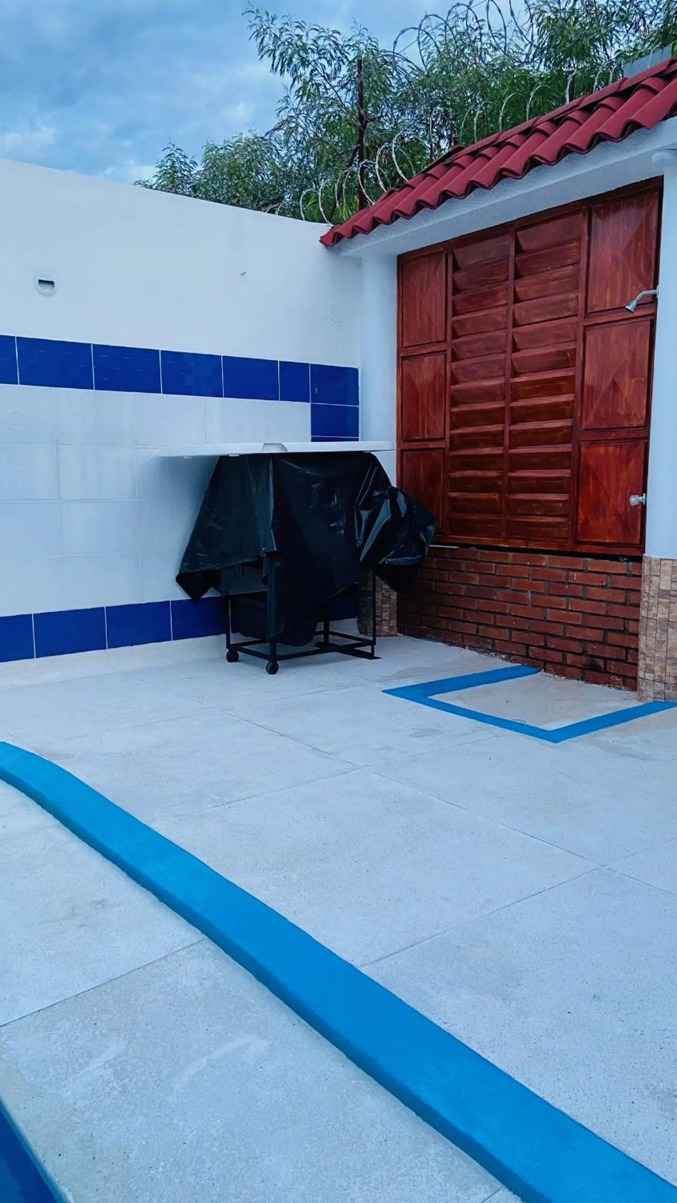 Shower in Casa con Piscina Privada y Jacuzzi