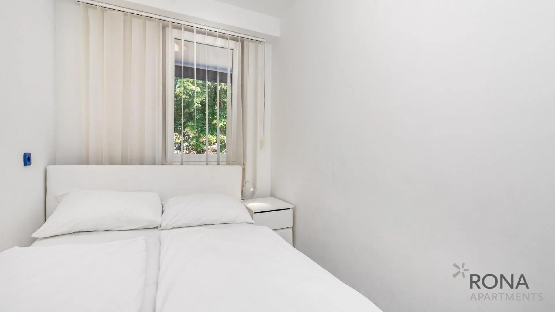 Rona Apartment Zizi