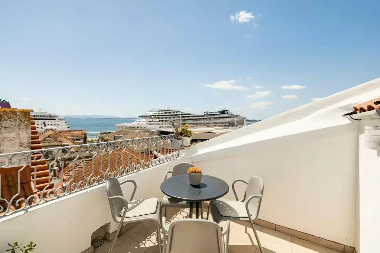 Rooftop in Alfama - Little Triplex Rooftop in Alfama - Little Triplex