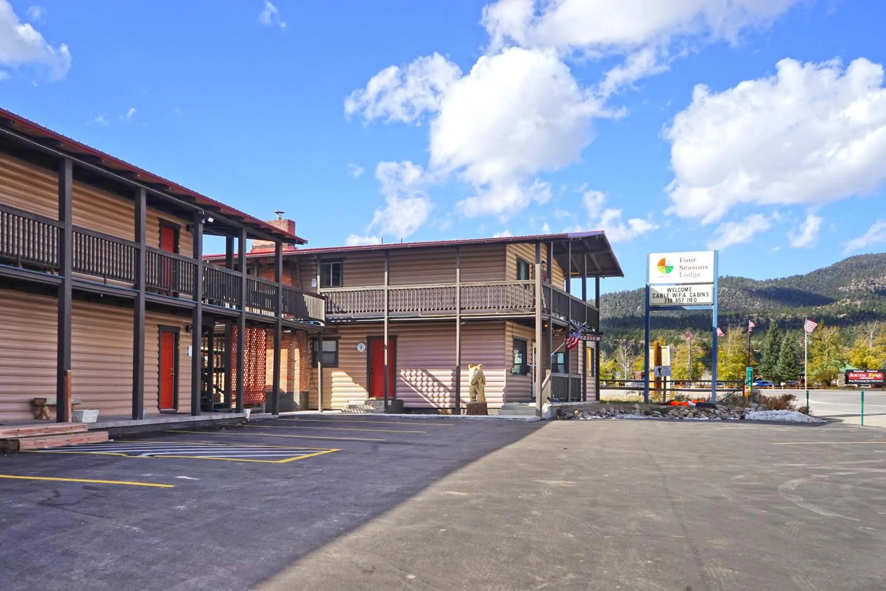 Property building in Four Seasons Lodge