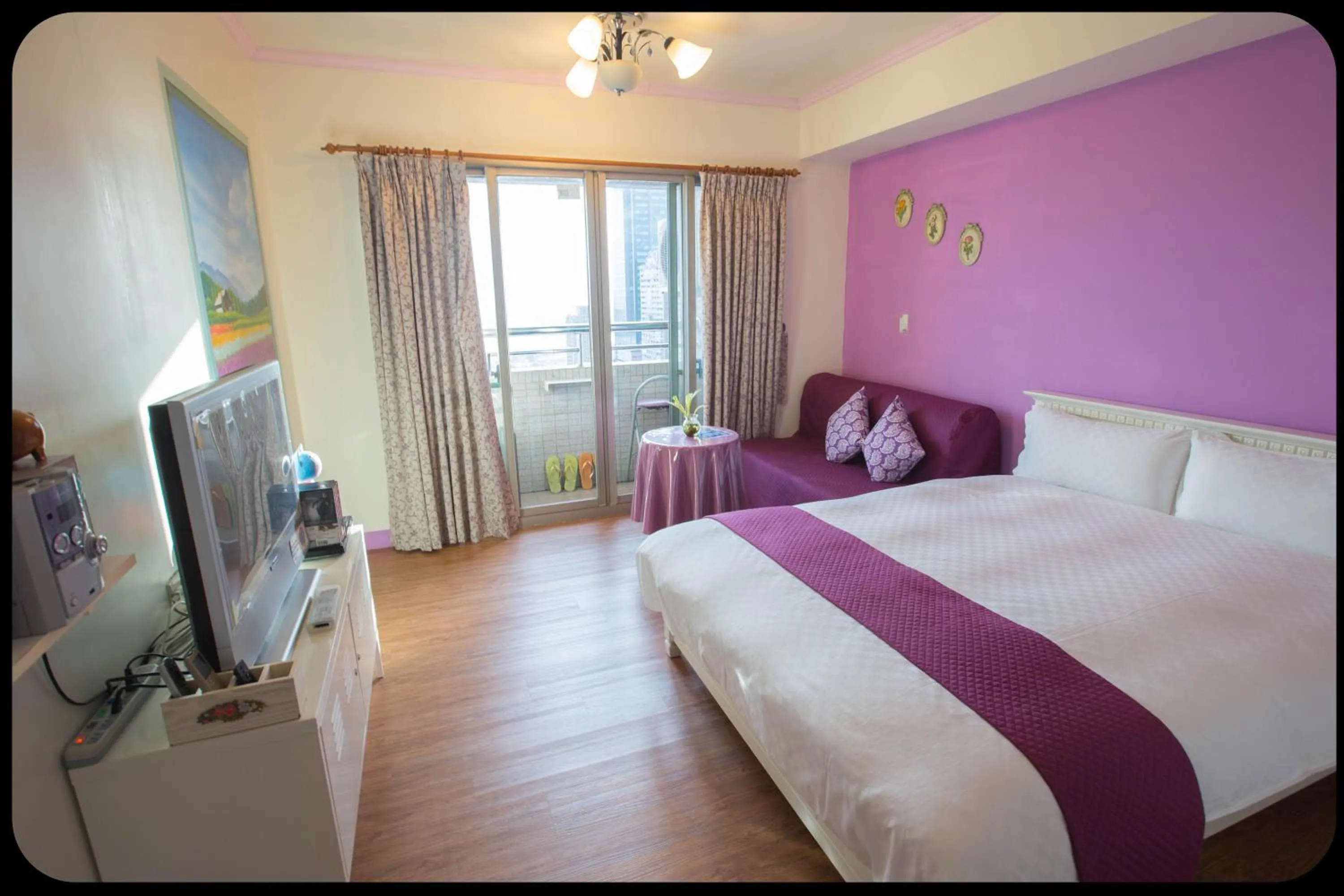 Bed in CT Theme Suite