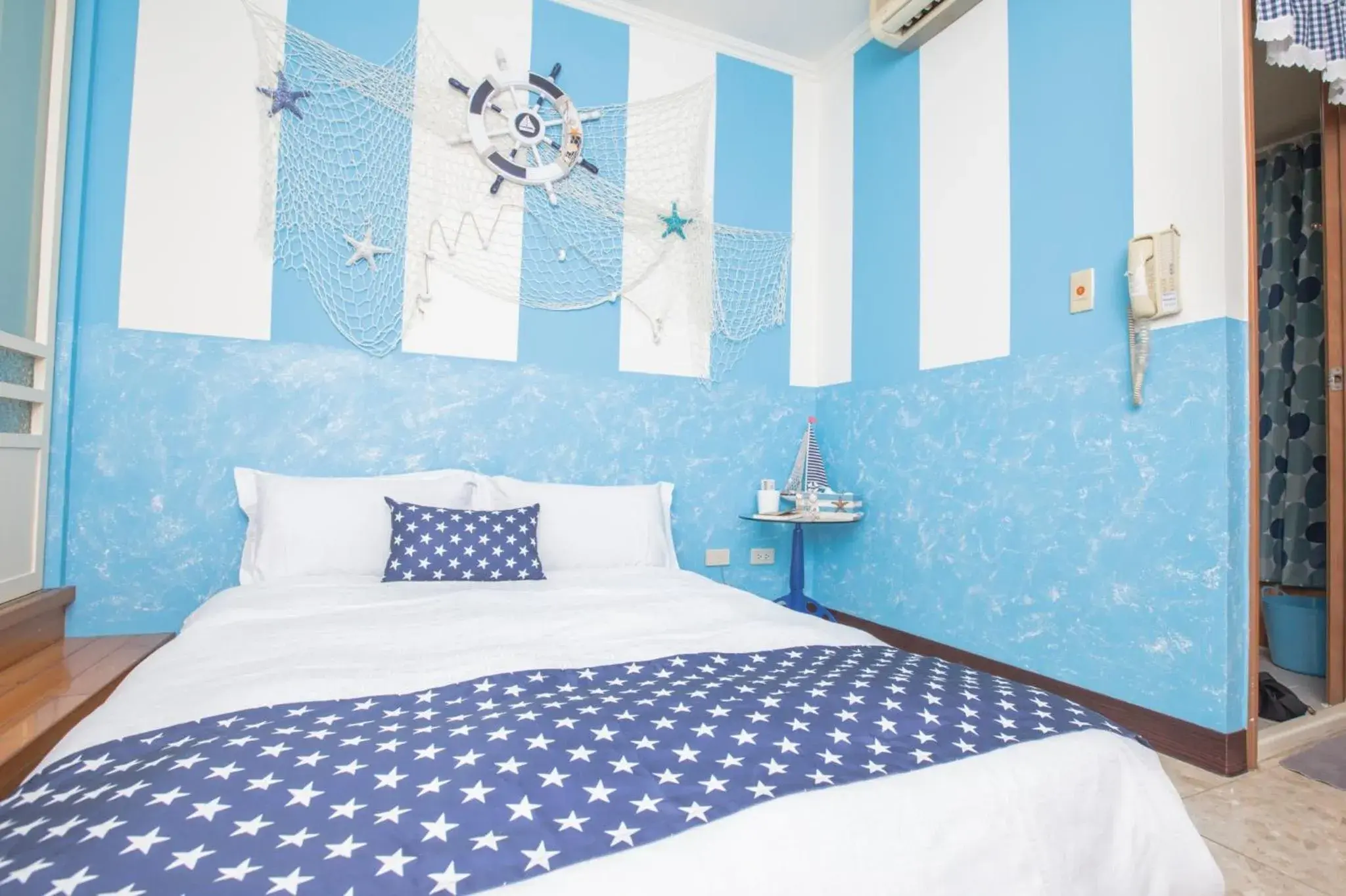 Bed in CT Theme Suite Bed in CT Theme Suite