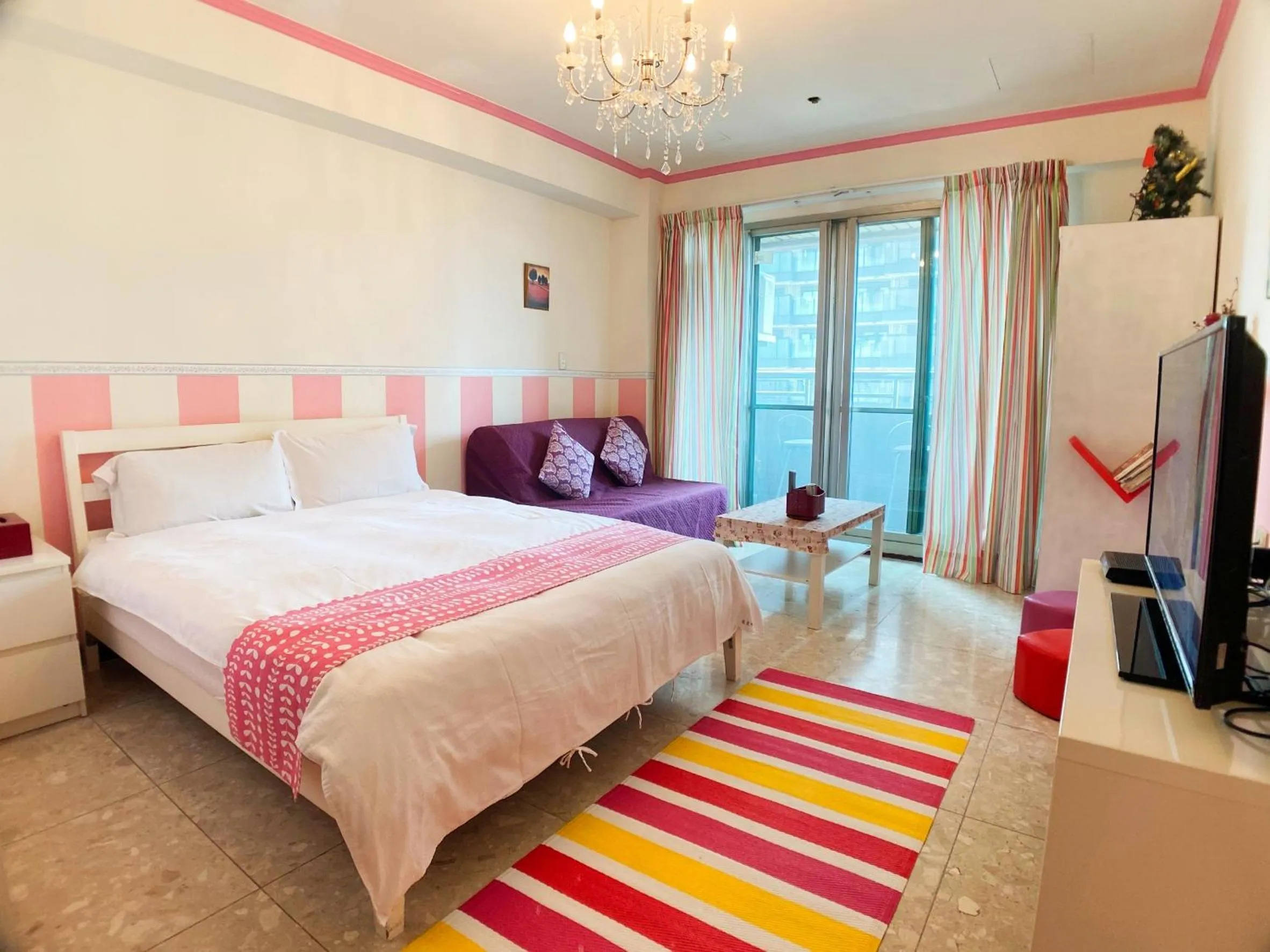 Bed in CT Theme Suite