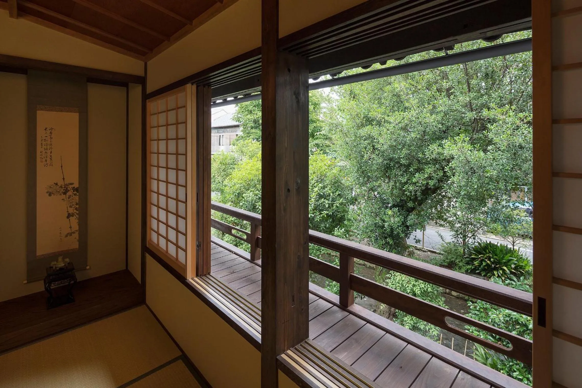Garden view in Garaku an Machiya House
