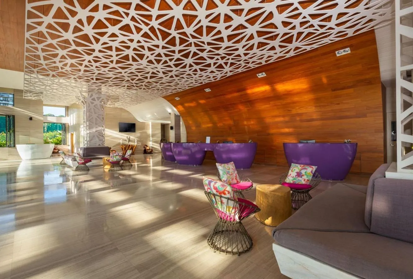 Lobby or reception in Savoy Hotel Boracay near Newcoast Beach