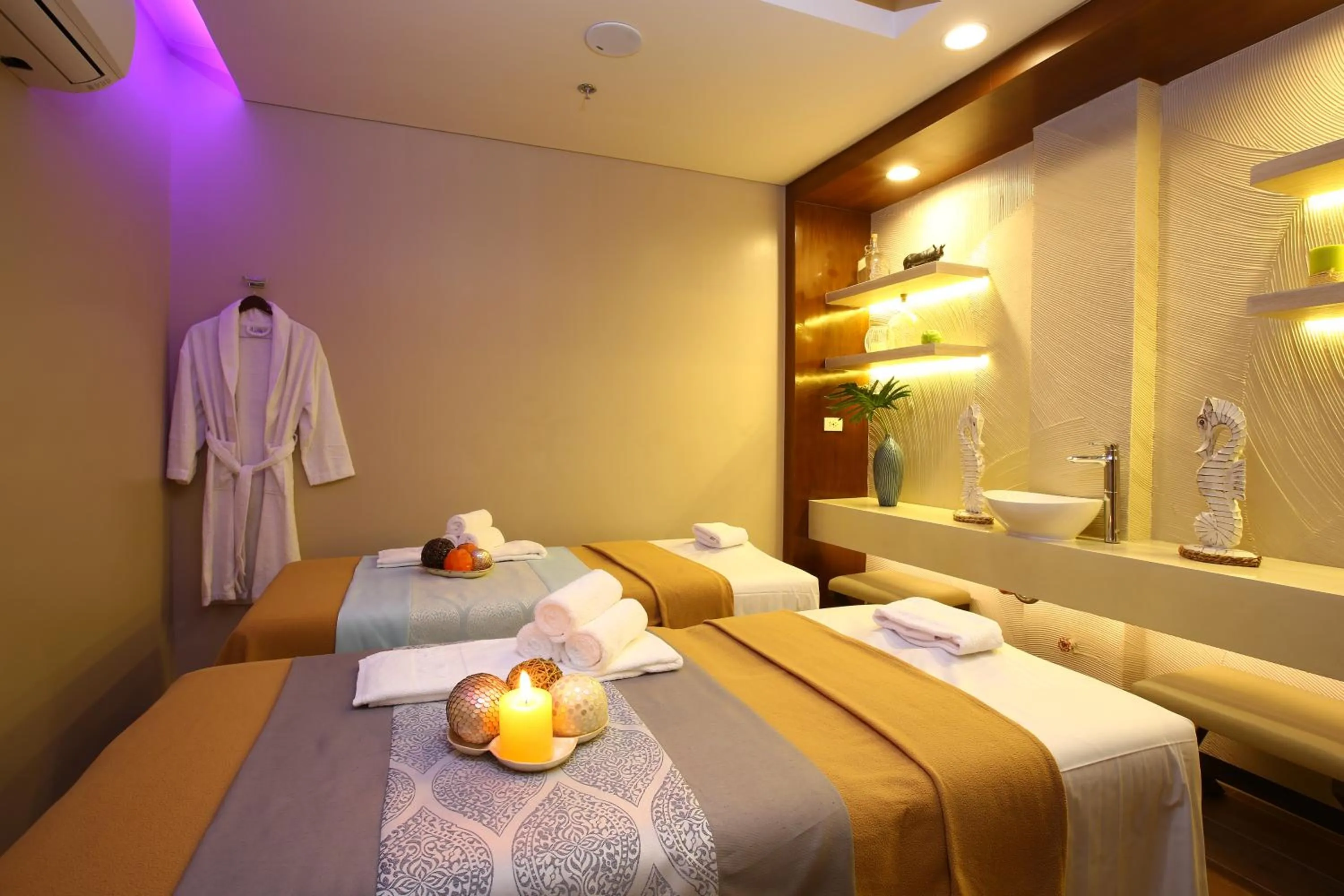 Massage, Bed in Savoy Hotel Boracay near Newcoast Beach