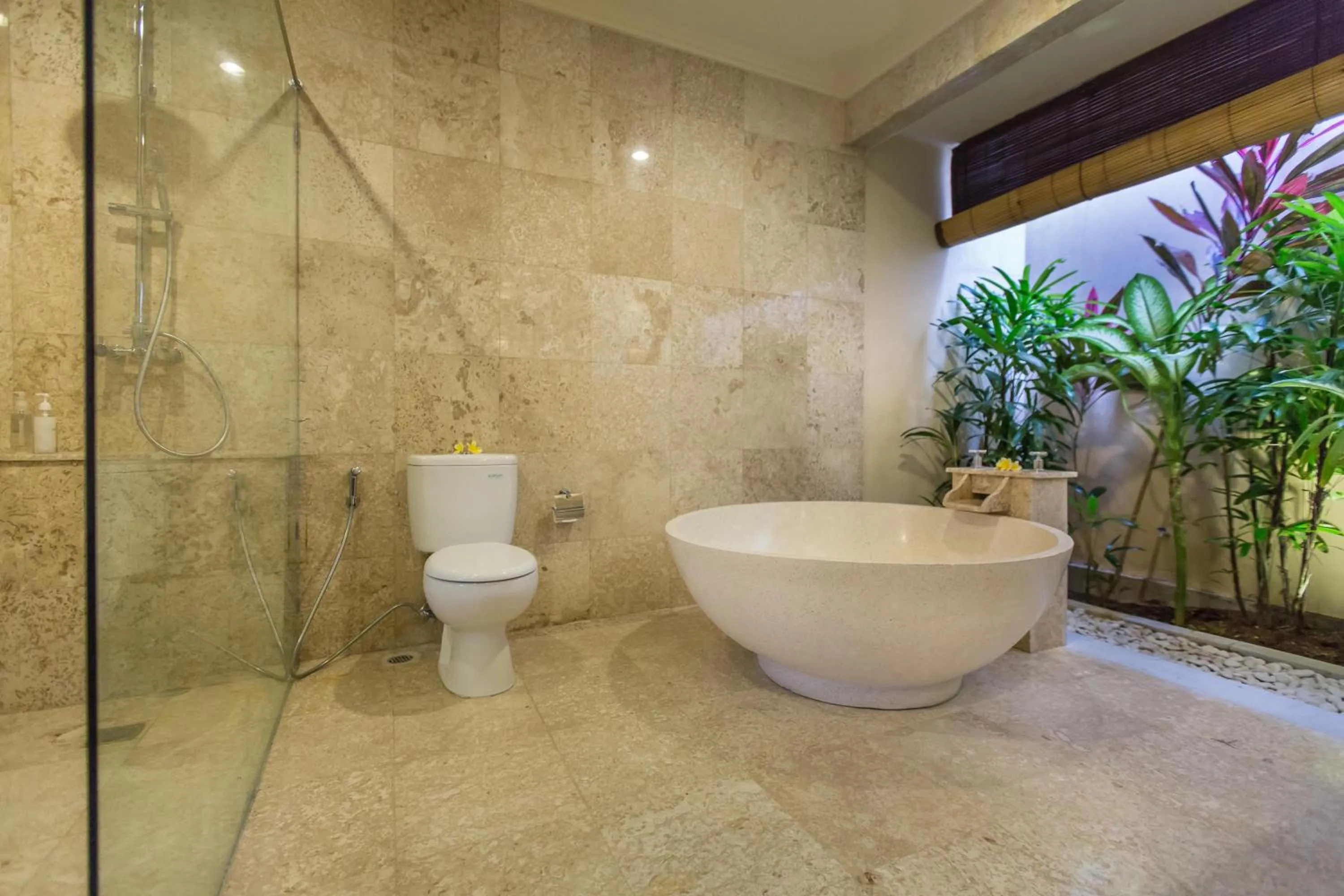 Shower in The Reika Villas by Nagisa Bali