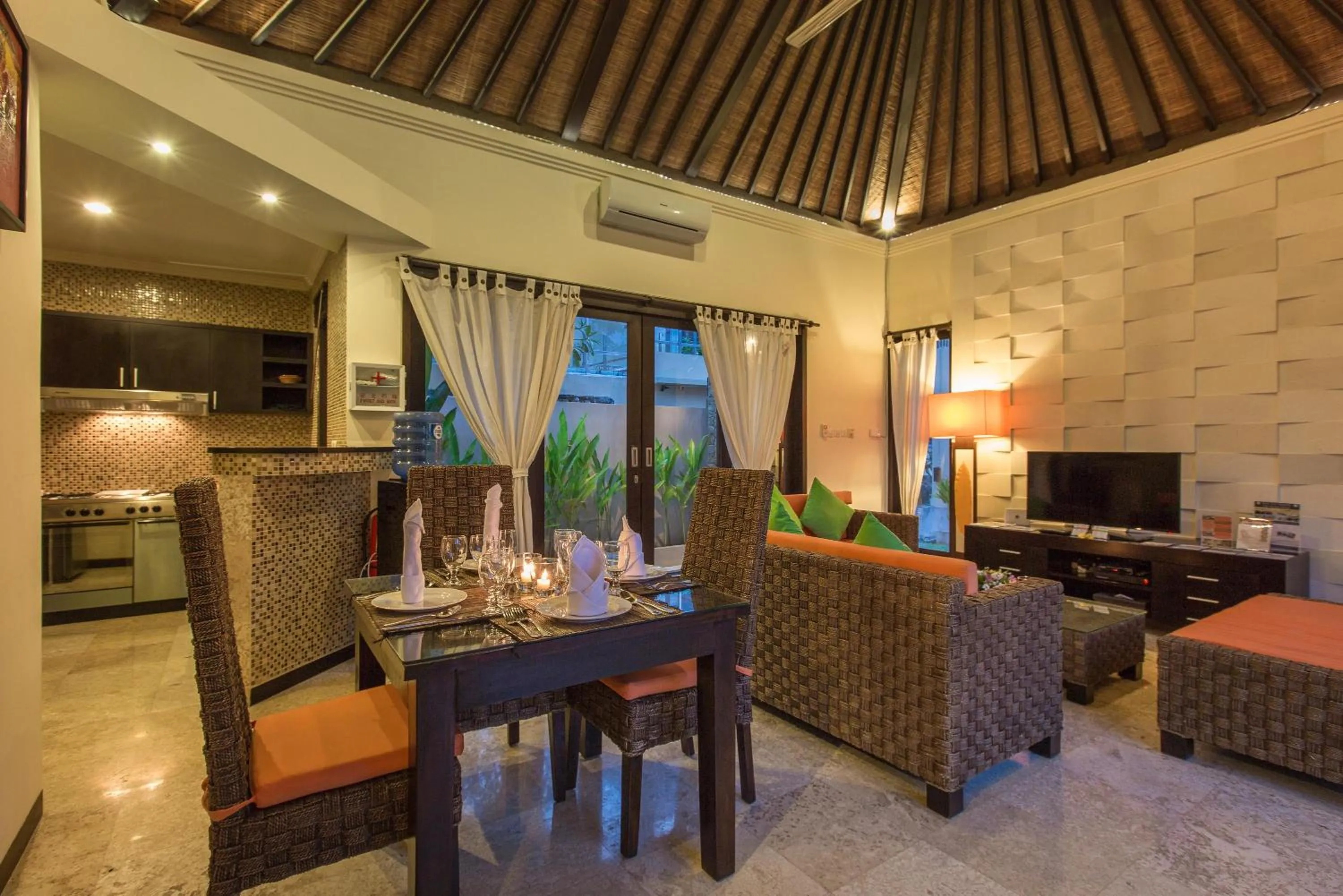 Dining area in The Reika Villas by Nagisa Bali
