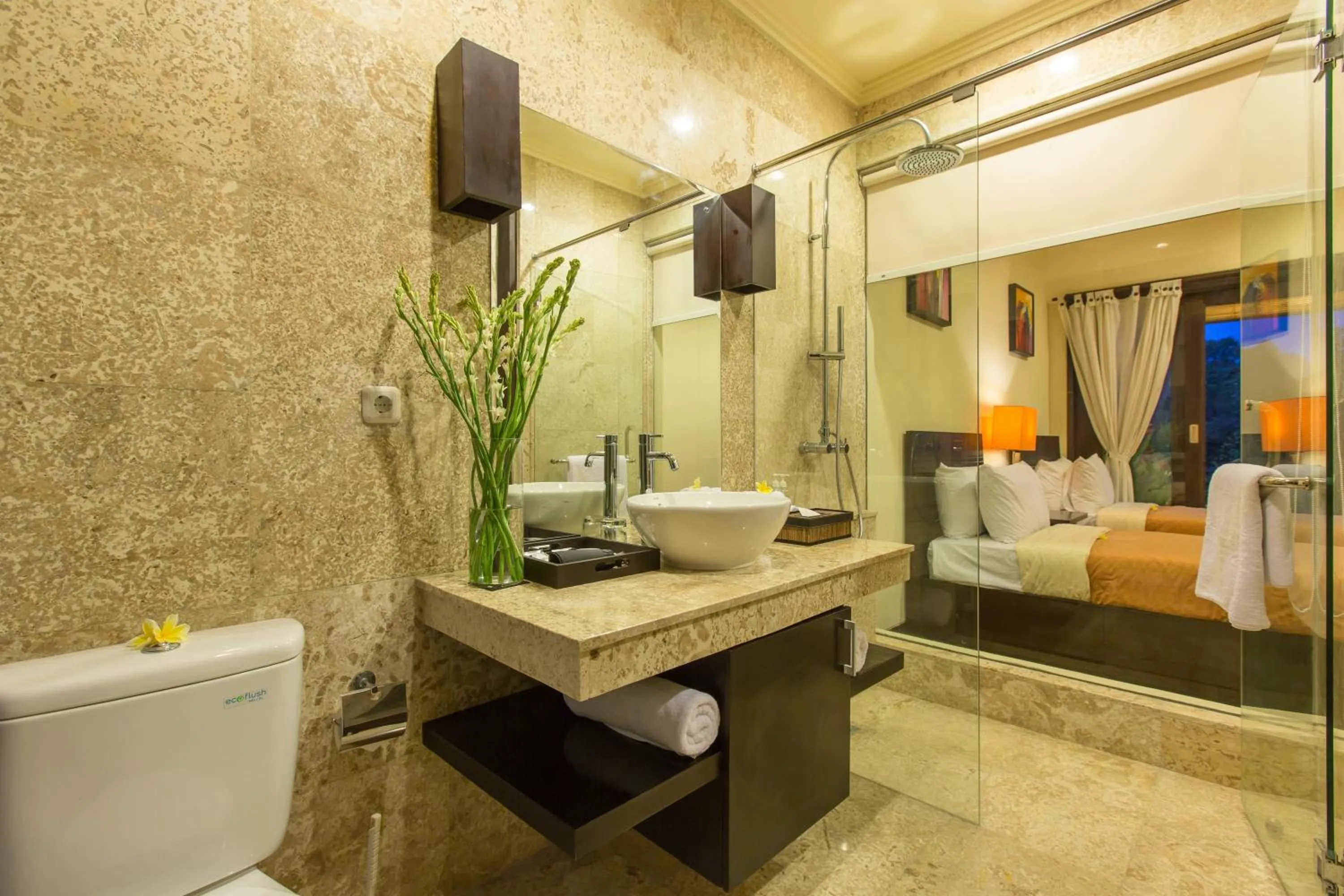 Toilet in The Reika Villas by Nagisa Bali