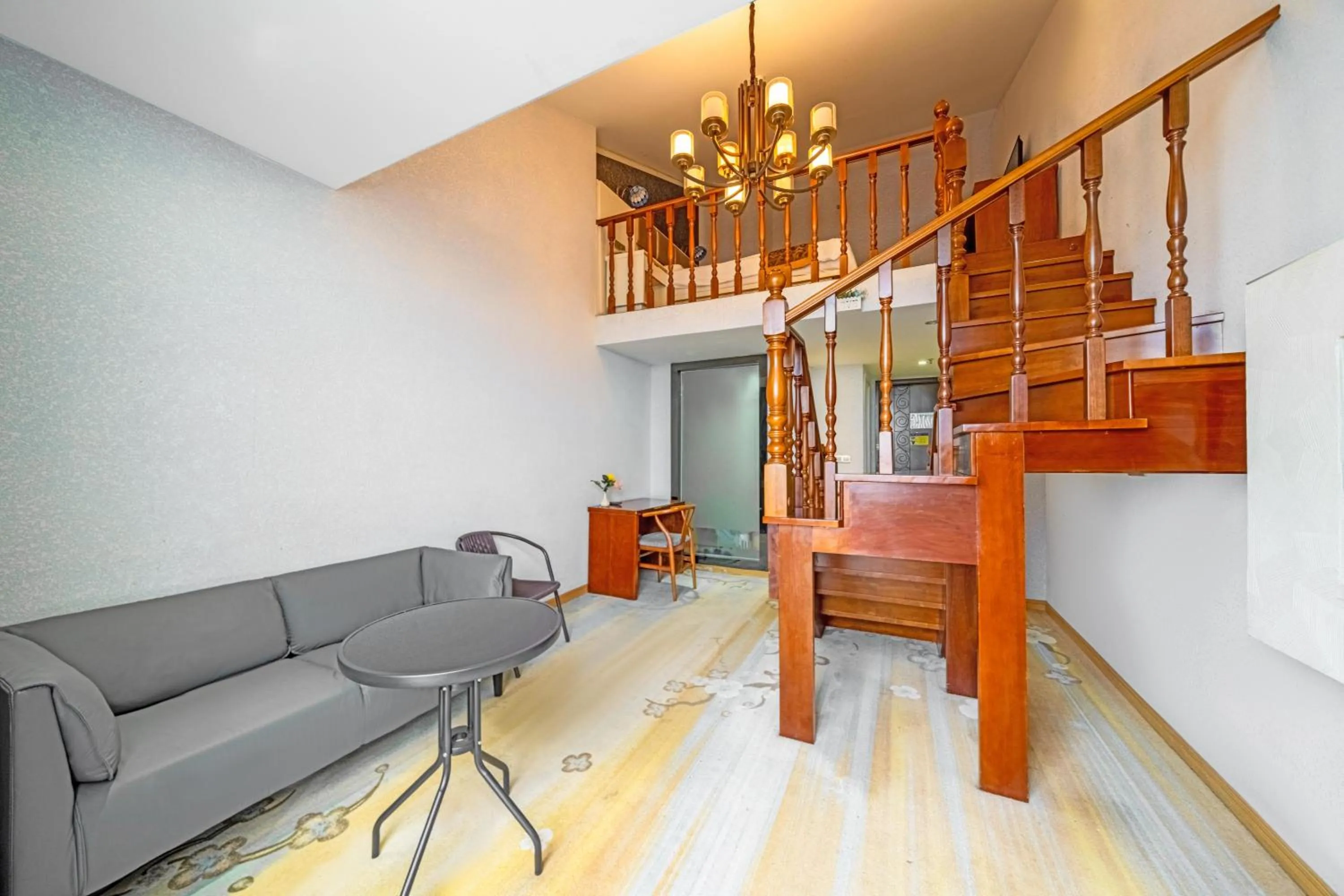 Living room in Bo Ai International Hotel Shanghai Pudong Airport Branch-Provide shuttle services to Pudong Airport and Disneyland