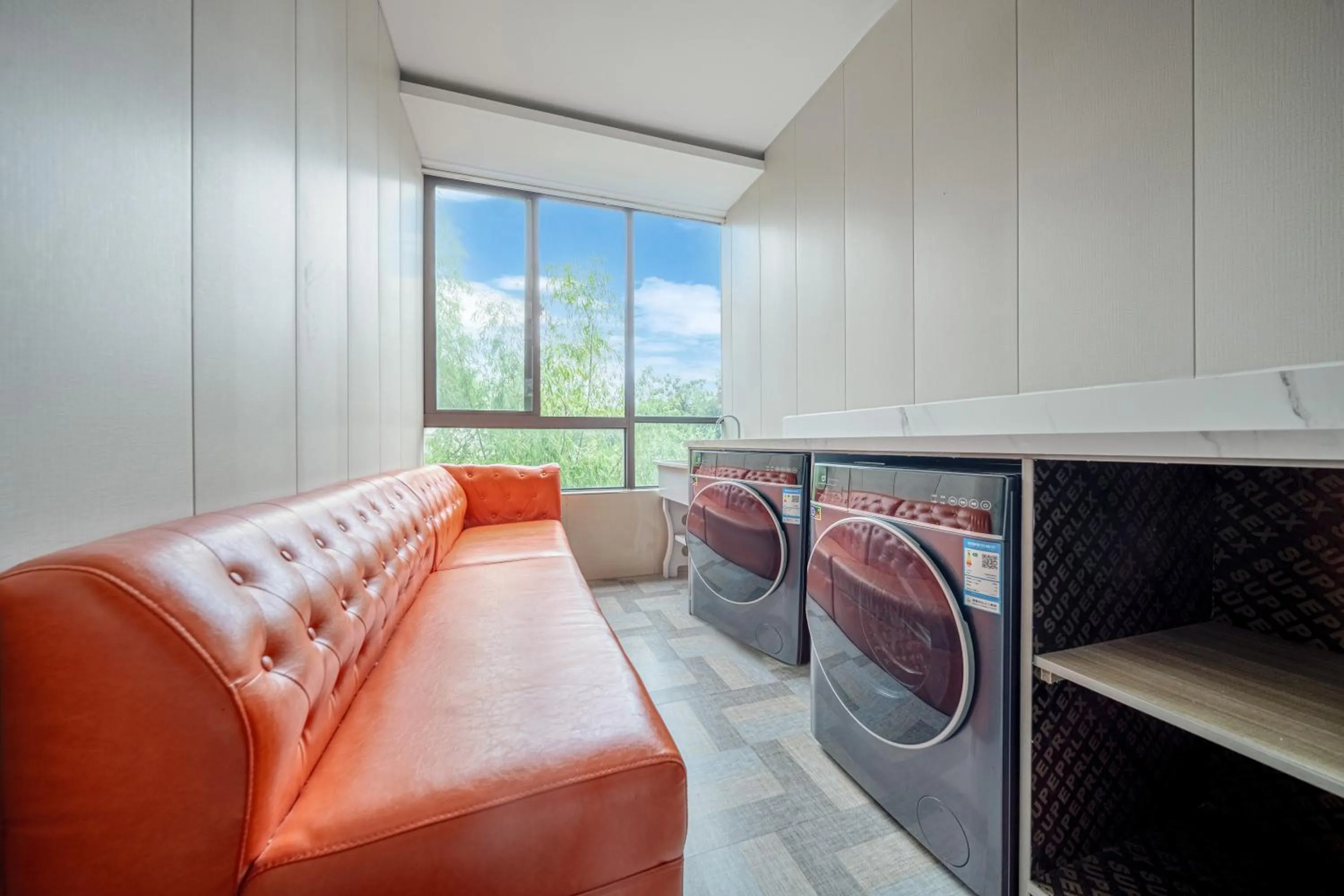 Seating area in Bo Ai International Hotel Shanghai Pudong Airport Branch-Provide shuttle services to Pudong Airport and Disneyland