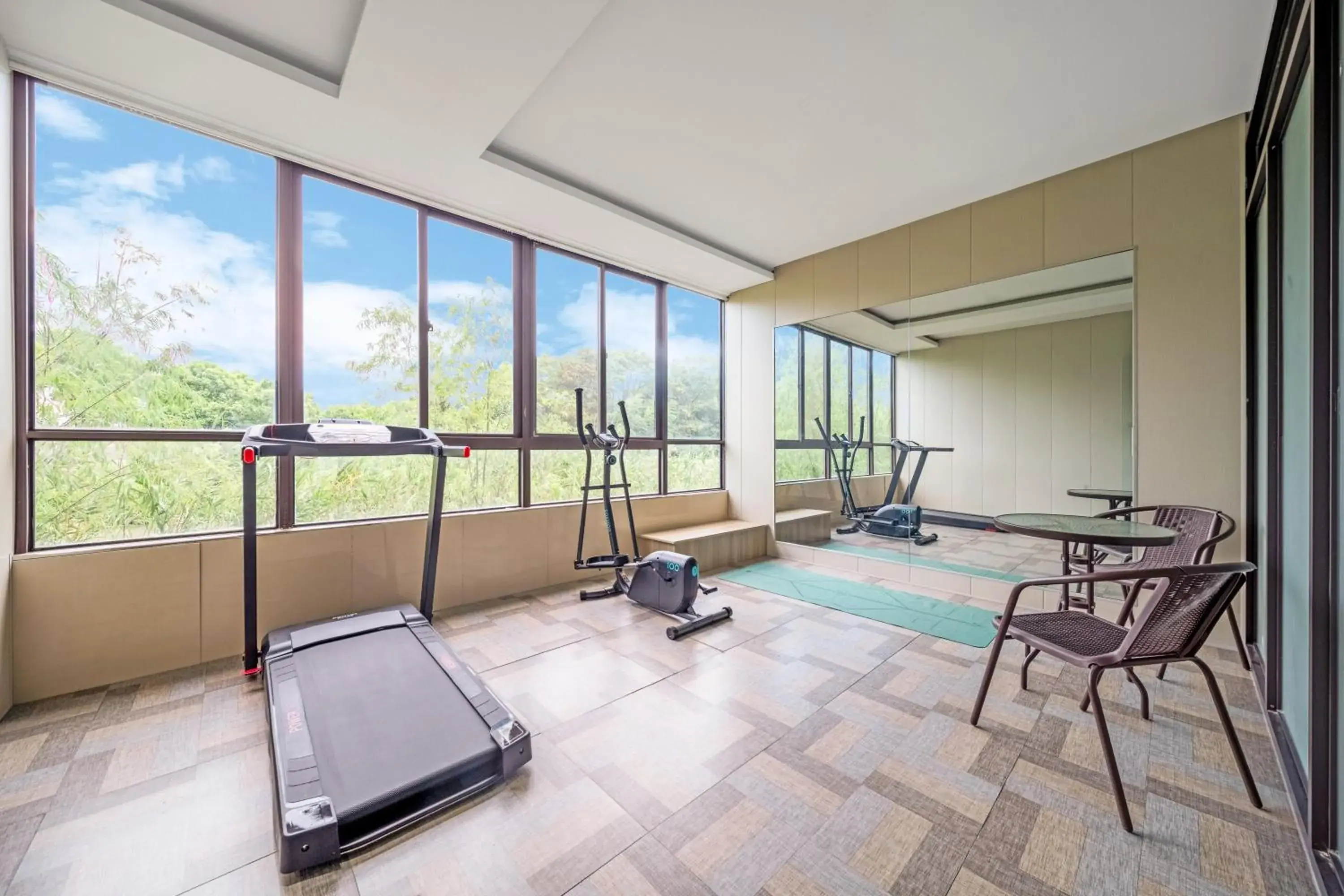 View (from property/room) in Bo Ai International Hotel Shanghai Pudong Airport Branch-Provide shuttle services to Pudong Airport and Disneyland View (from property/room) in Bo Ai International Hotel Shanghai Pudong Airport Branch-Provide shuttle services to Pudong Airport and Disneyland