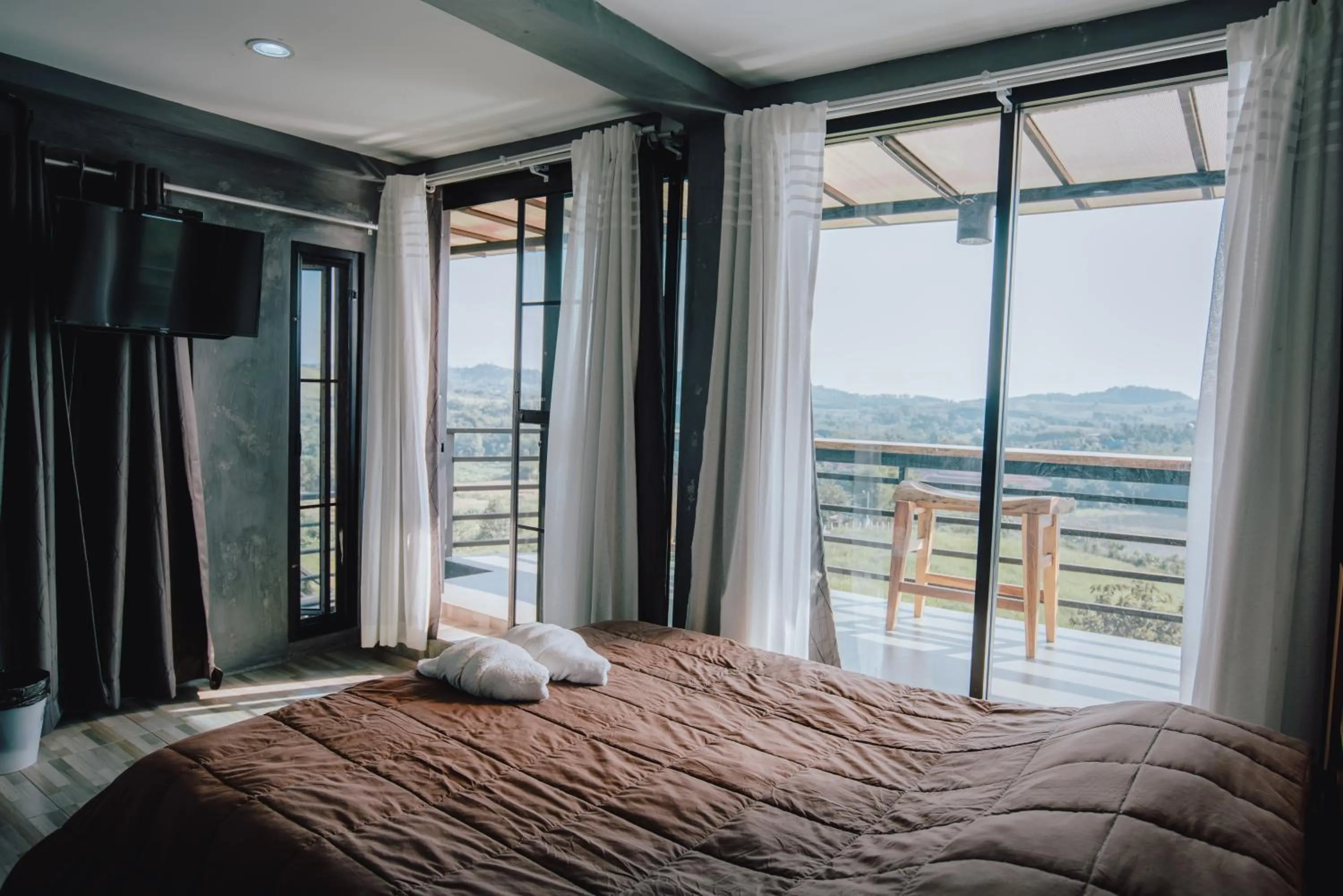 Bed in Ob-Oon Khao Kho Resort